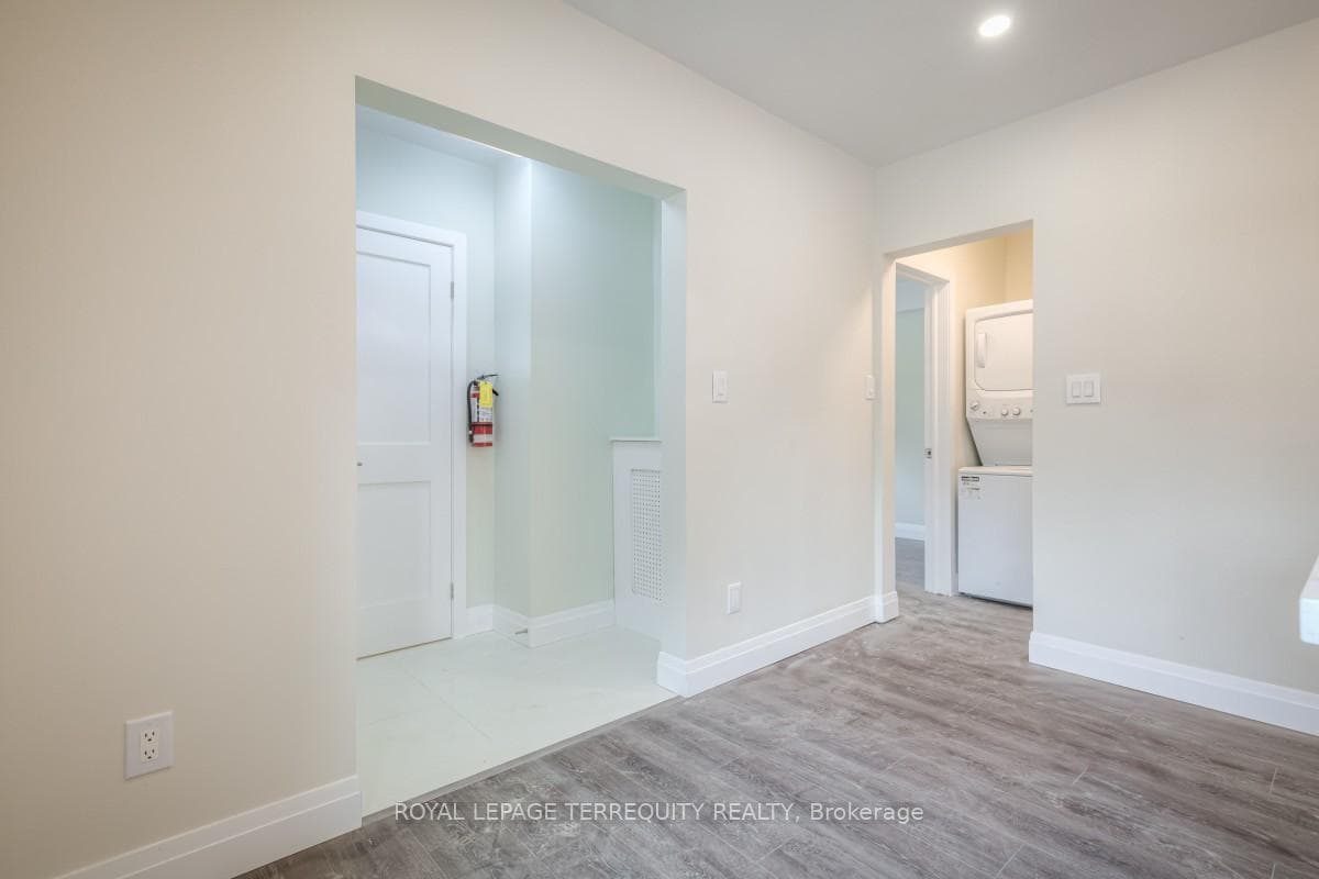 135 Jane Street Unit 1 photo 5