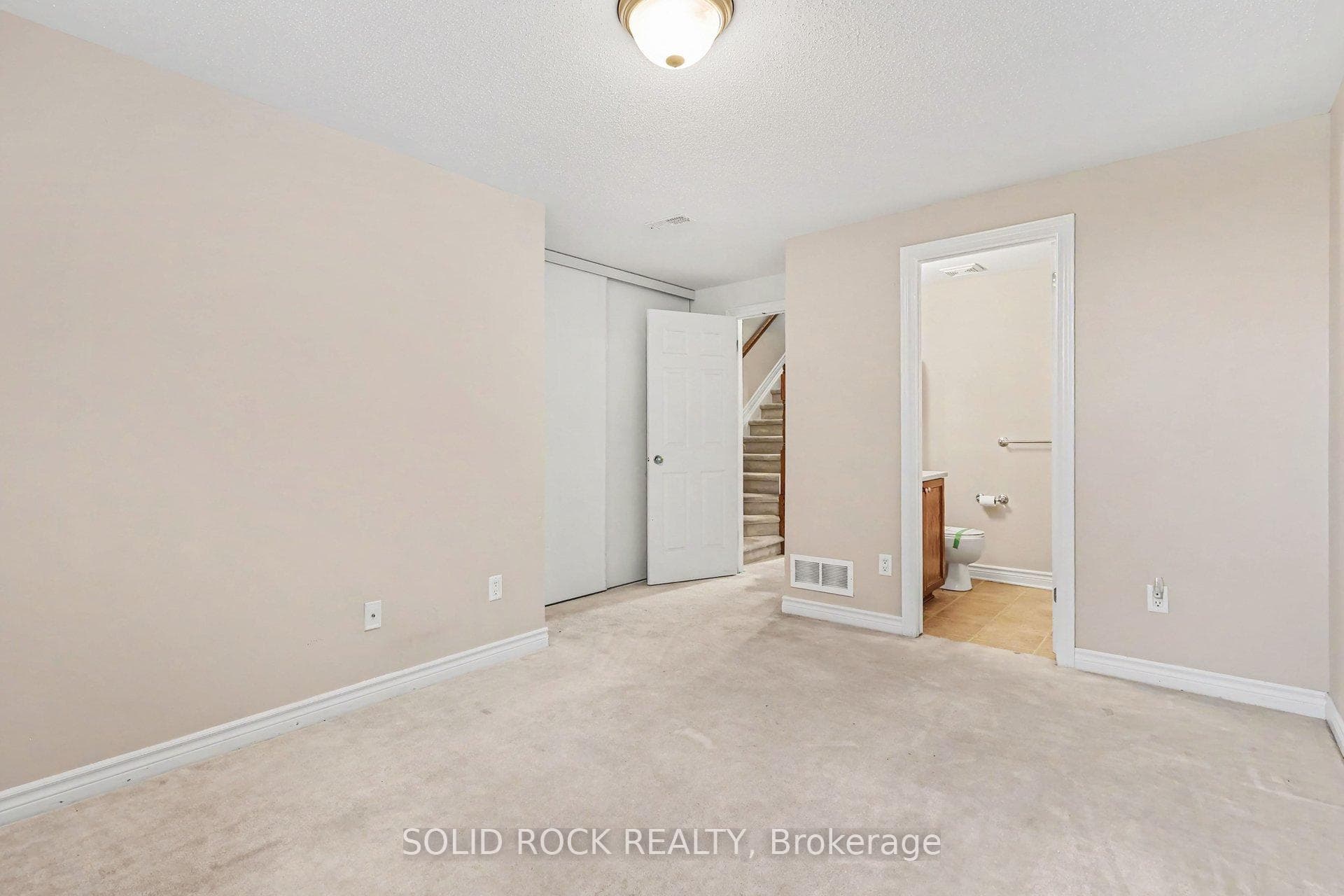 620 Lakeridge Drive photo 14