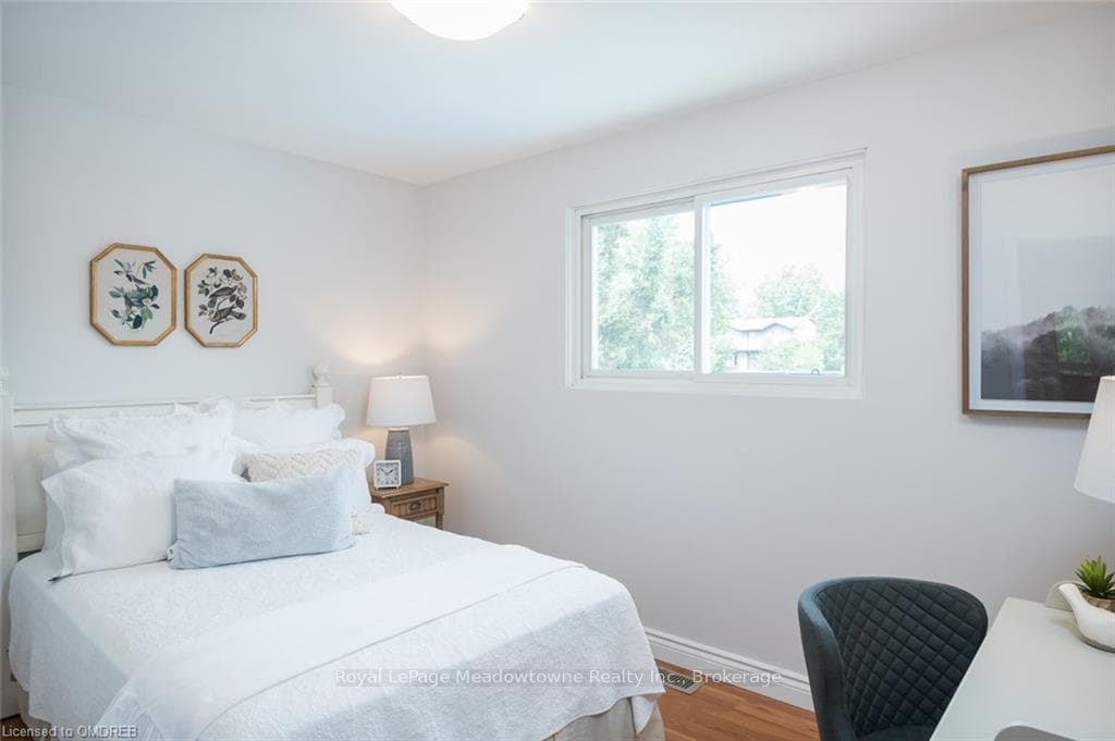 291 BASTEDO Court photo 25