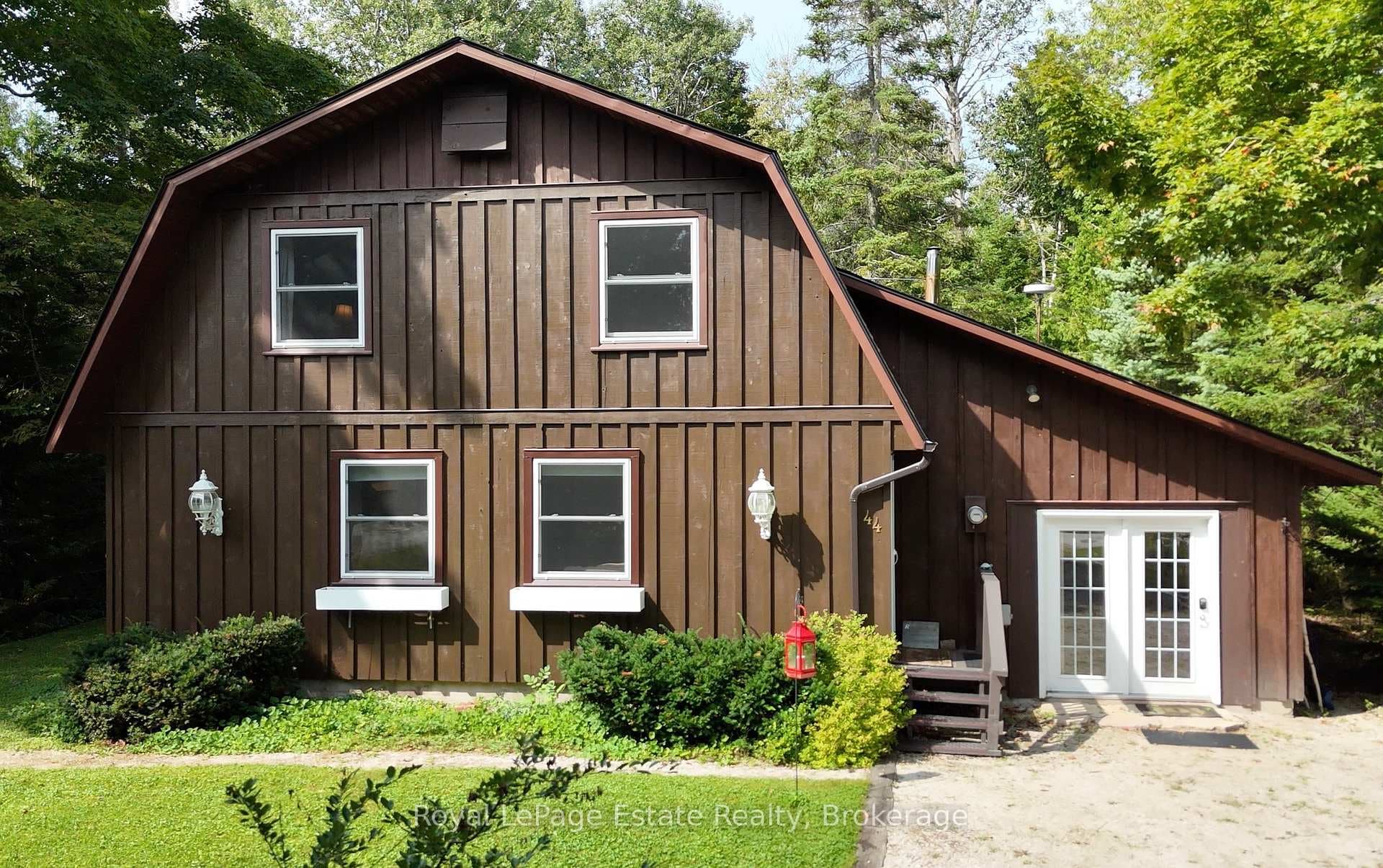 44 Whitefish Blvd - 3 bd, 1.5 bath