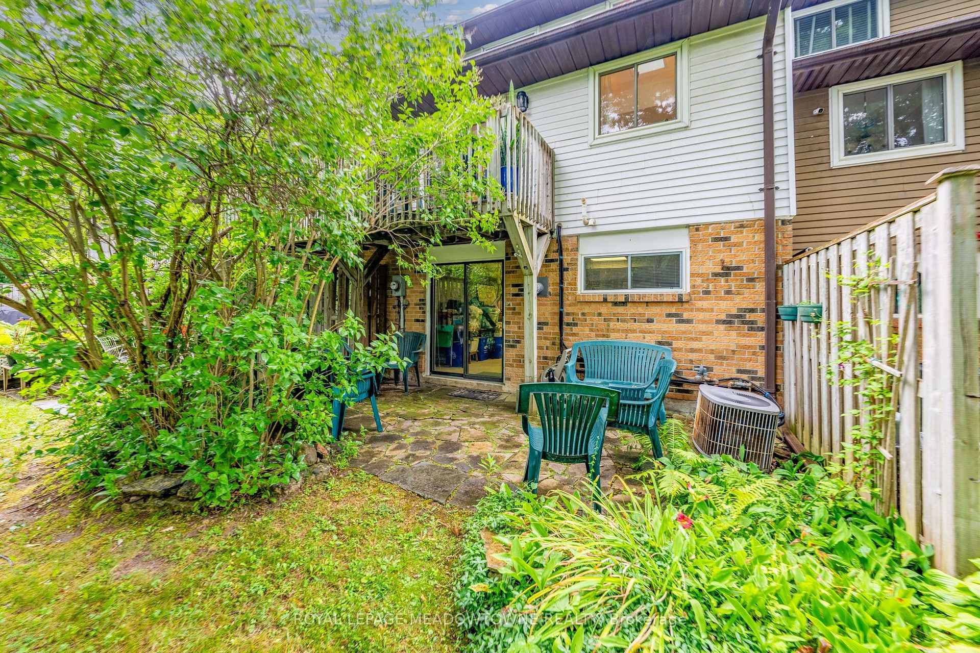 69 Lynden Circle photo 48