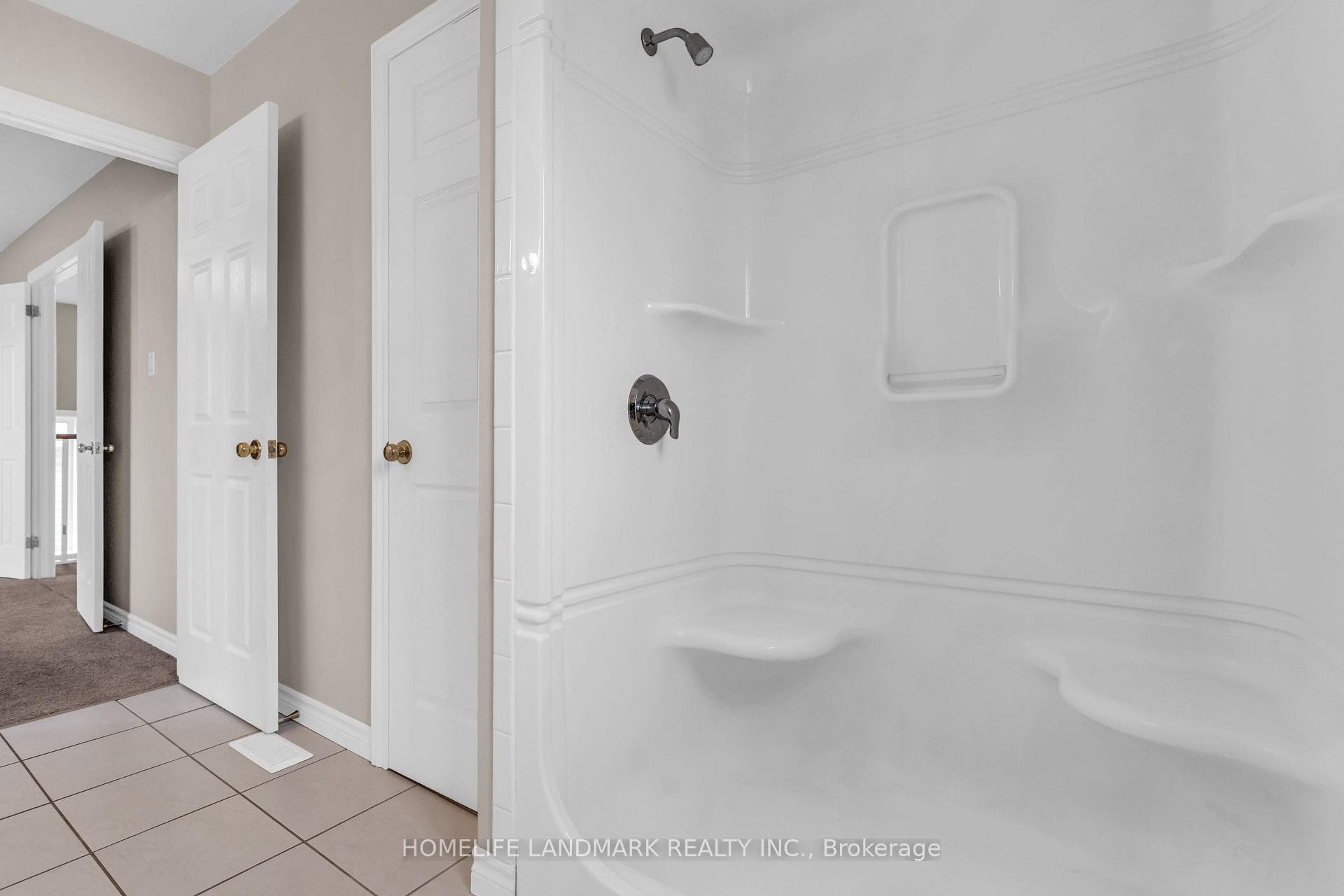 1538 Coronation Drive photo 28