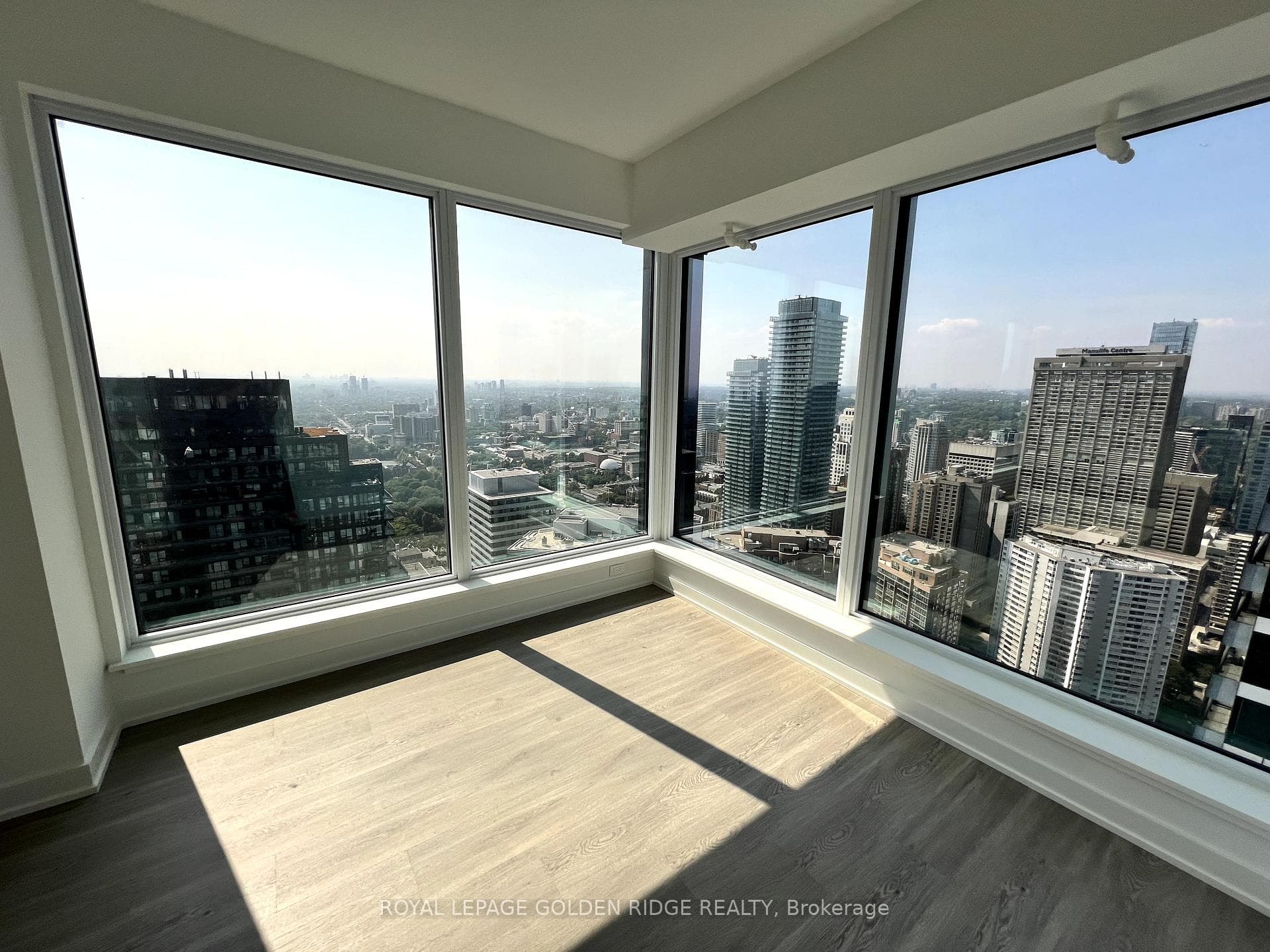 8 Wellesley Street Unit 5503 photo 8