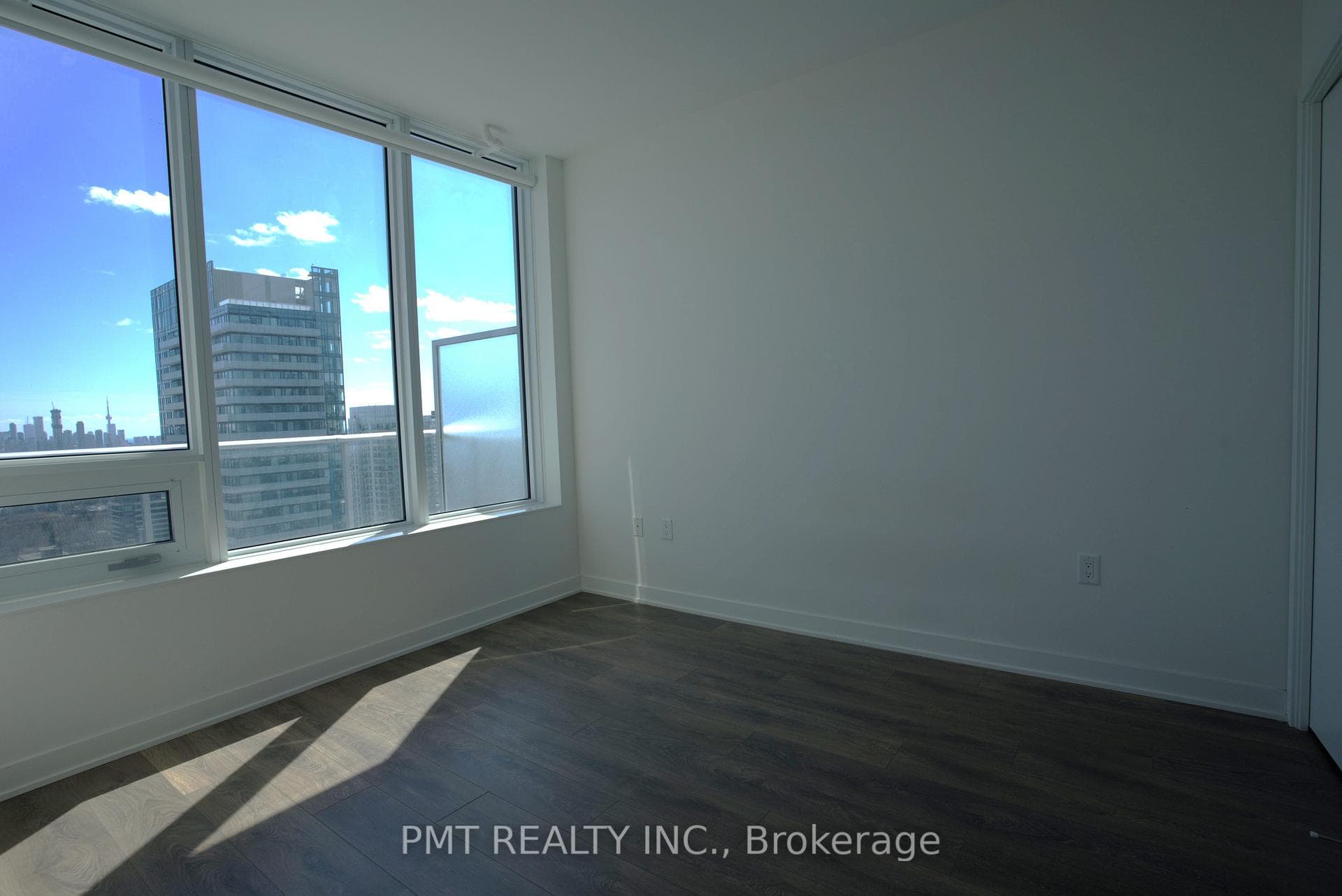 195 Redpath Avenue Unit PH09 photo 12