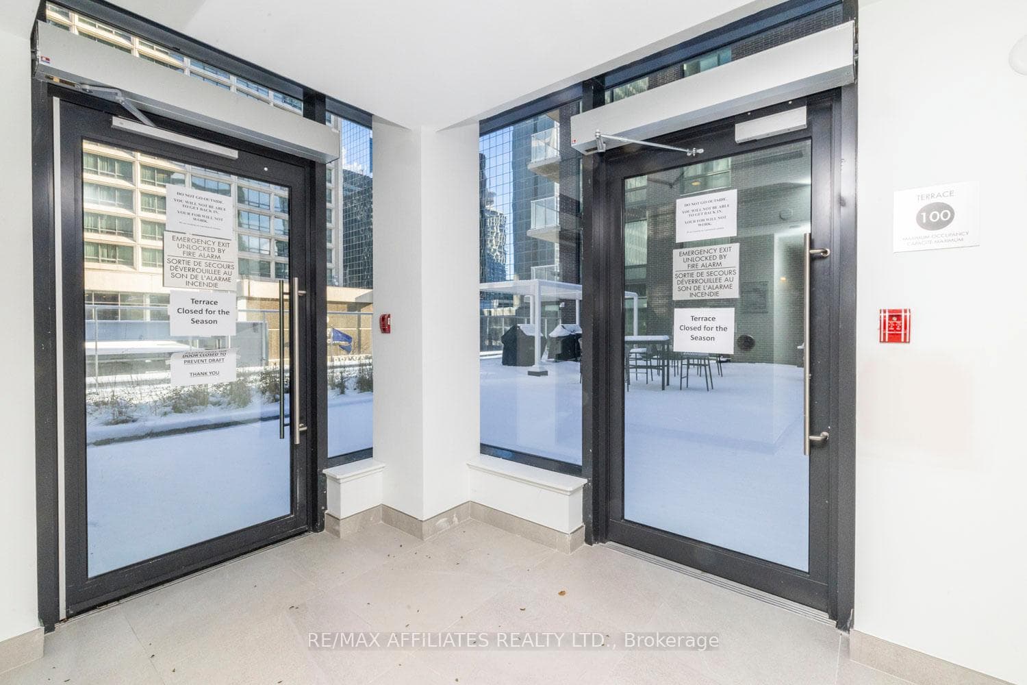 340 Queen Street photo 20