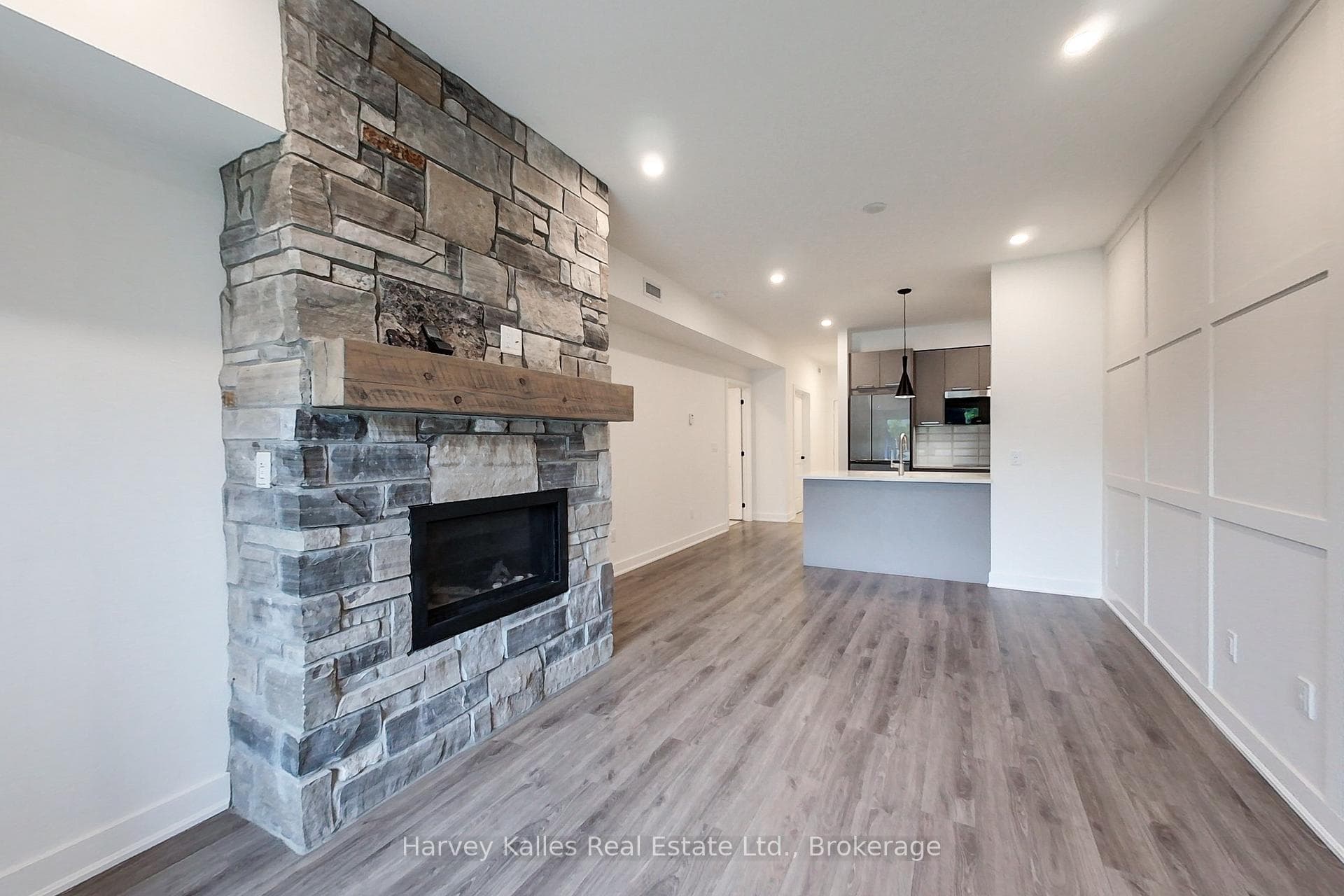 12 Beckwith Lane Unit 104 photo 16