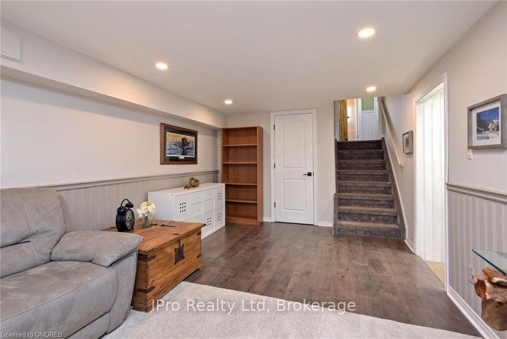 29 SIMCOE Street photo 24
