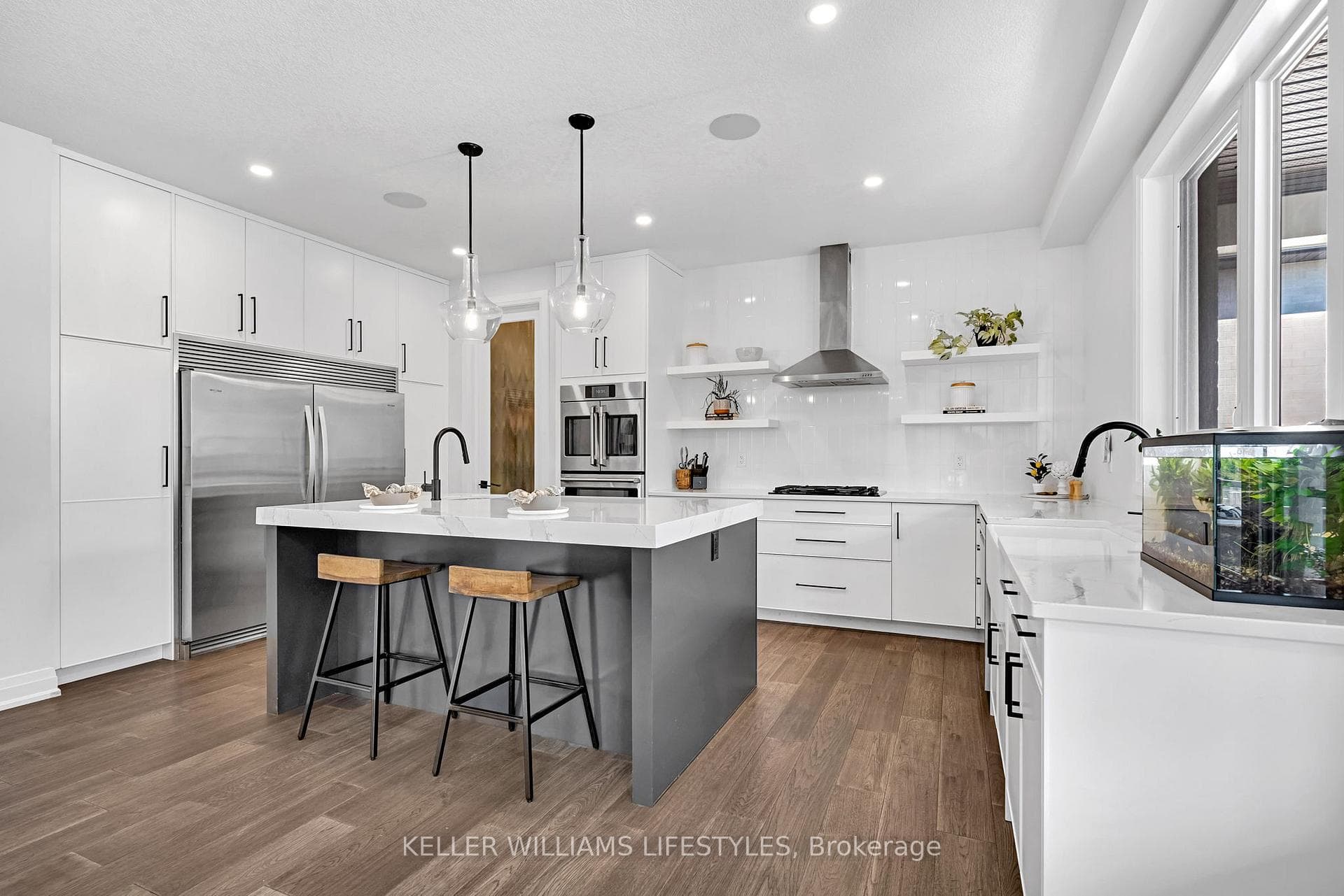 1724 Upper West Avenue photo 19