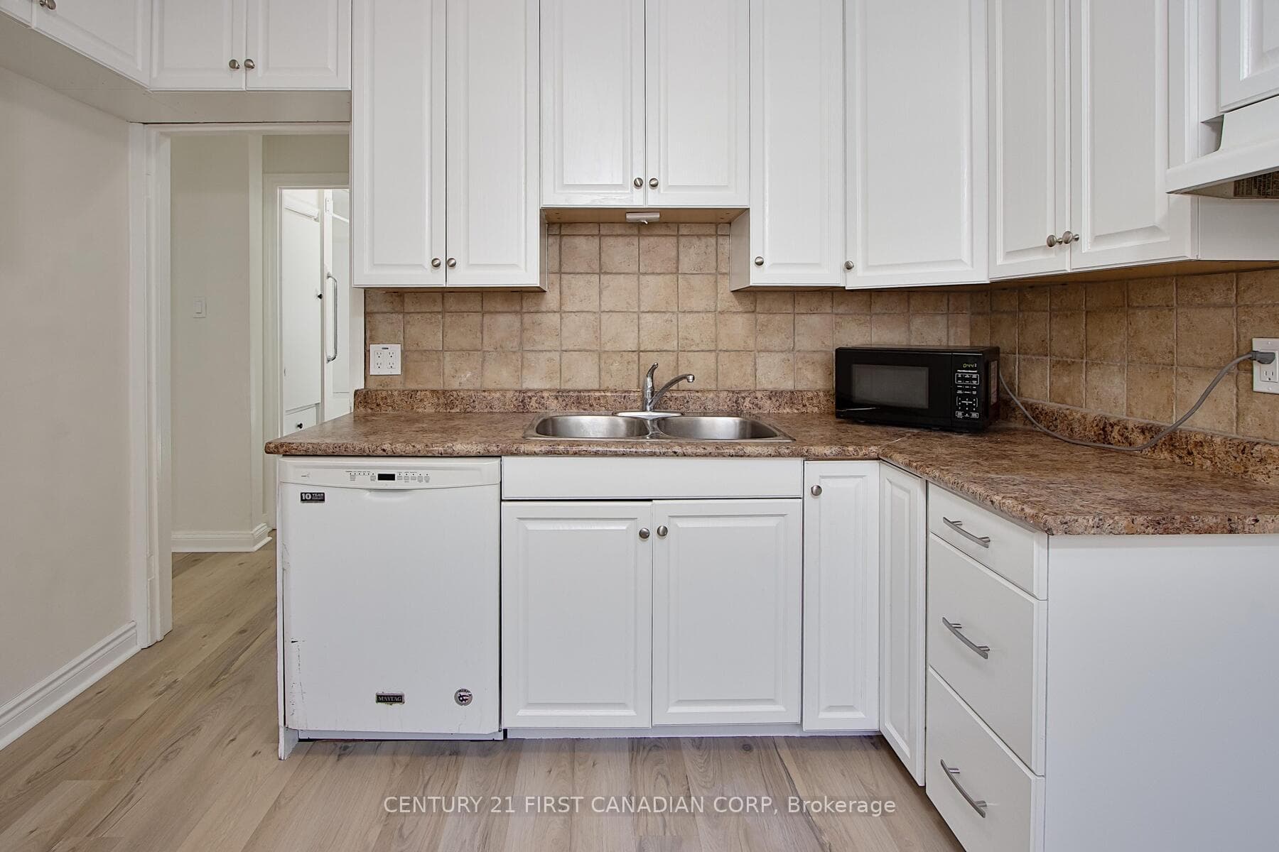 459 Riverside Drive photo 9