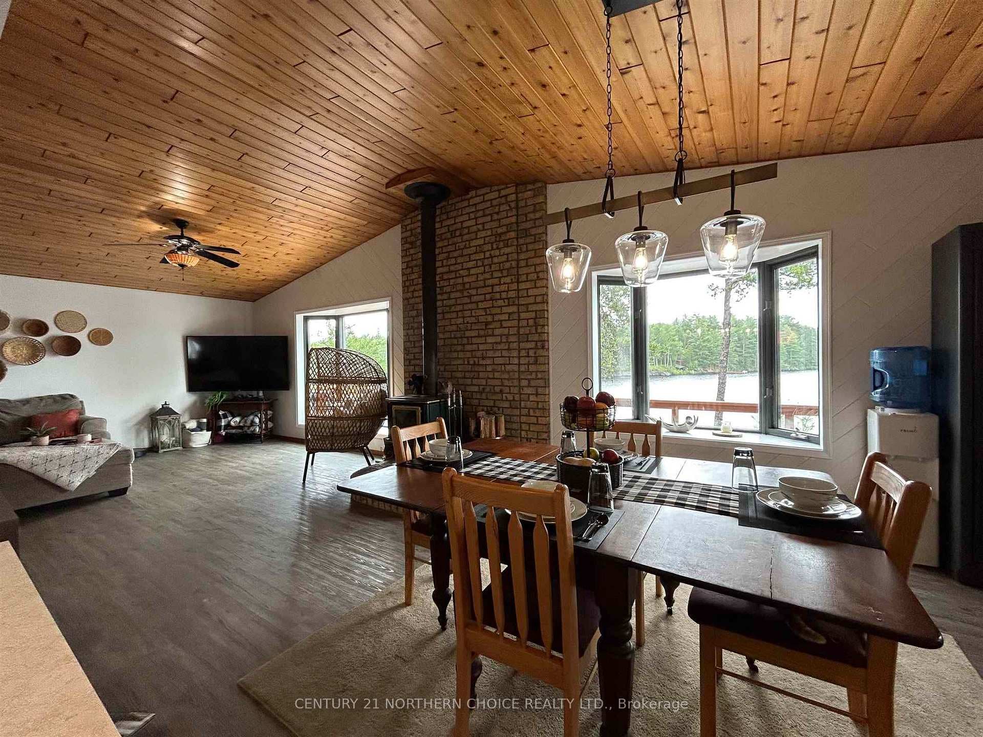 607 BEAR PASS Road photo 17