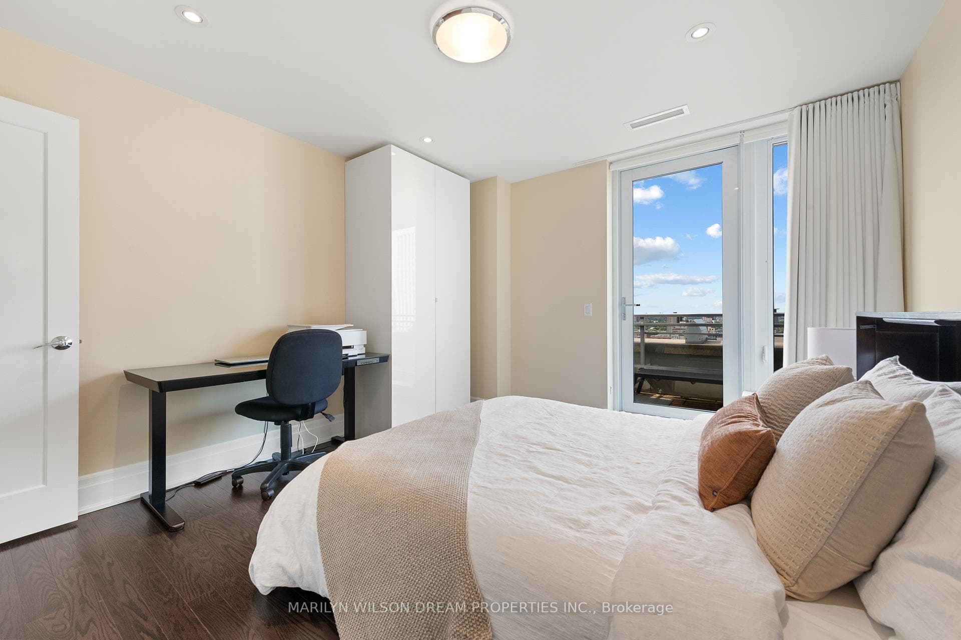 108 Lisgar Street Unit 1801 photo 28