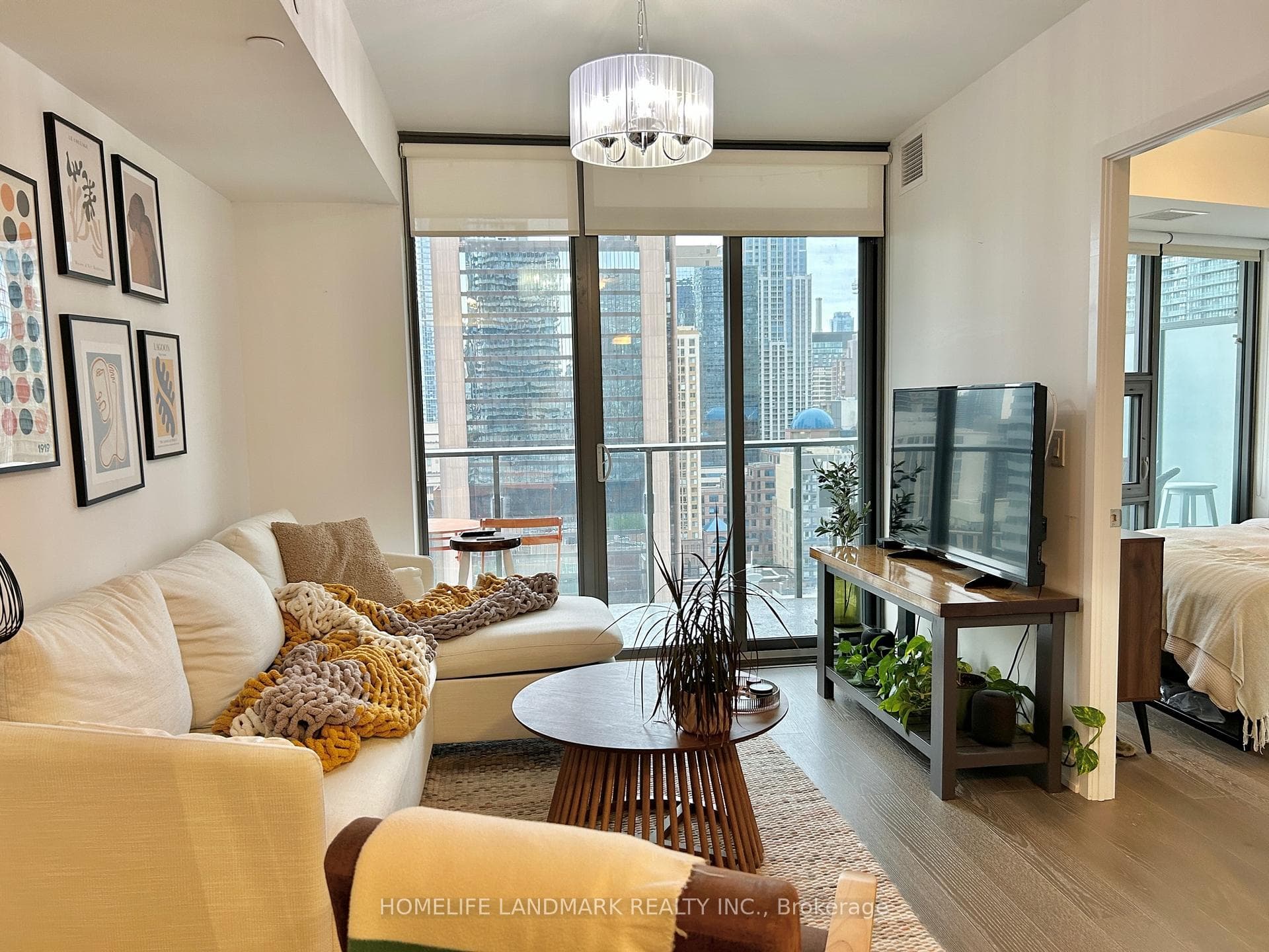 11 Wellesley Street Unit 1504 photo 8