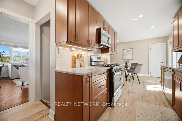 622 Upper Sherman Avenue photo 21