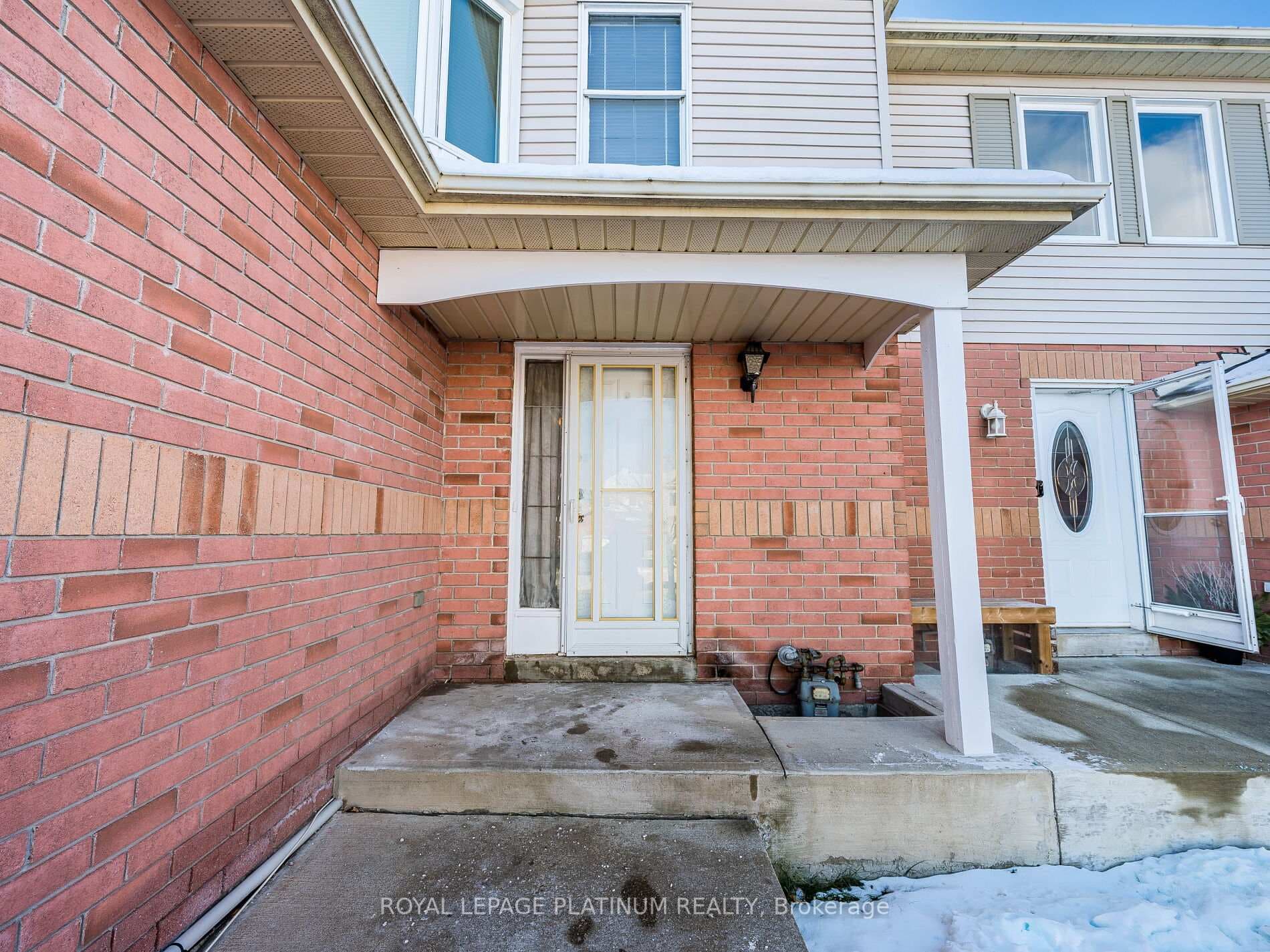 14 Wallingford Court photo 3