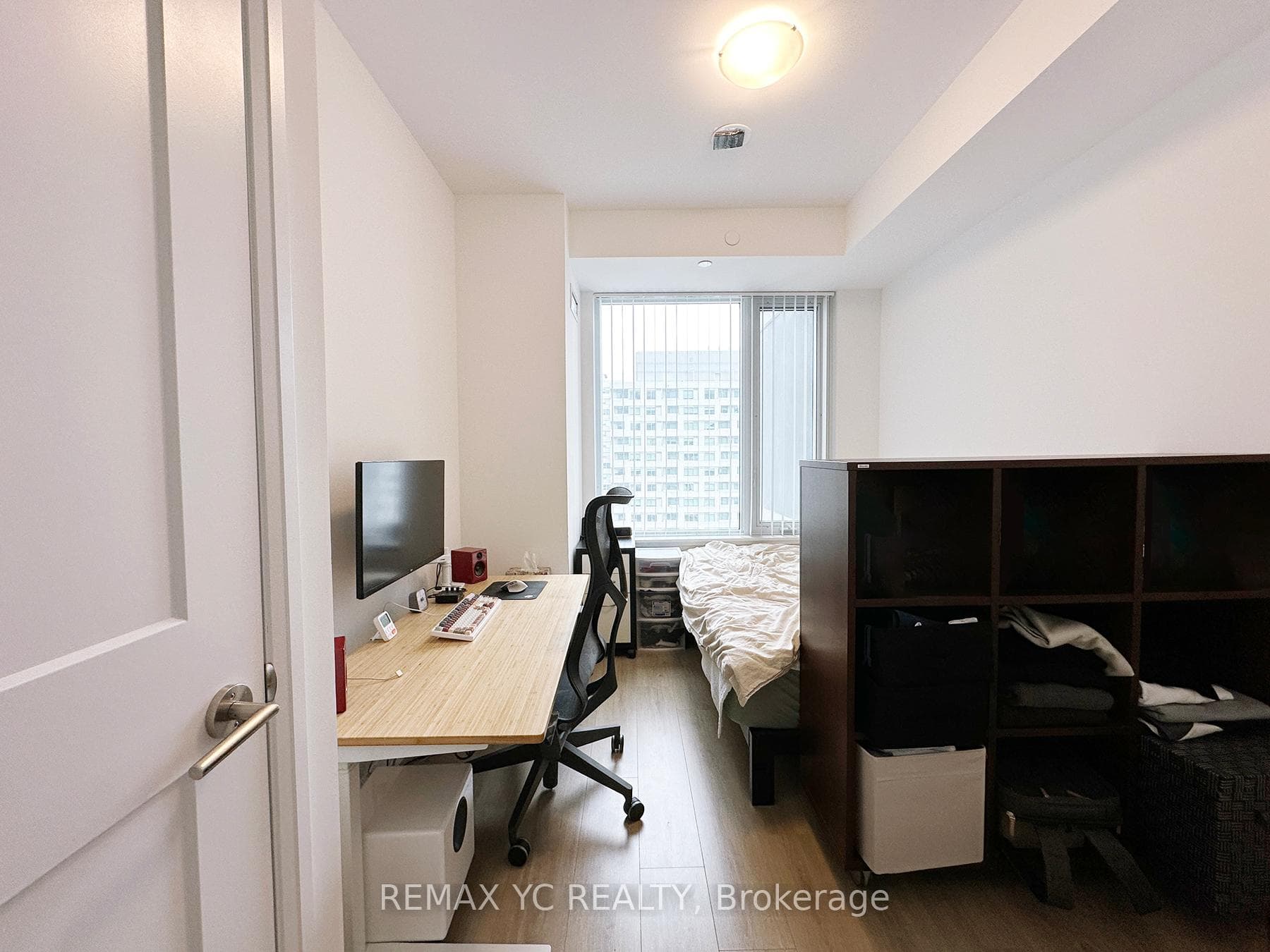 25 Holly Street Unit 2403 photo 8