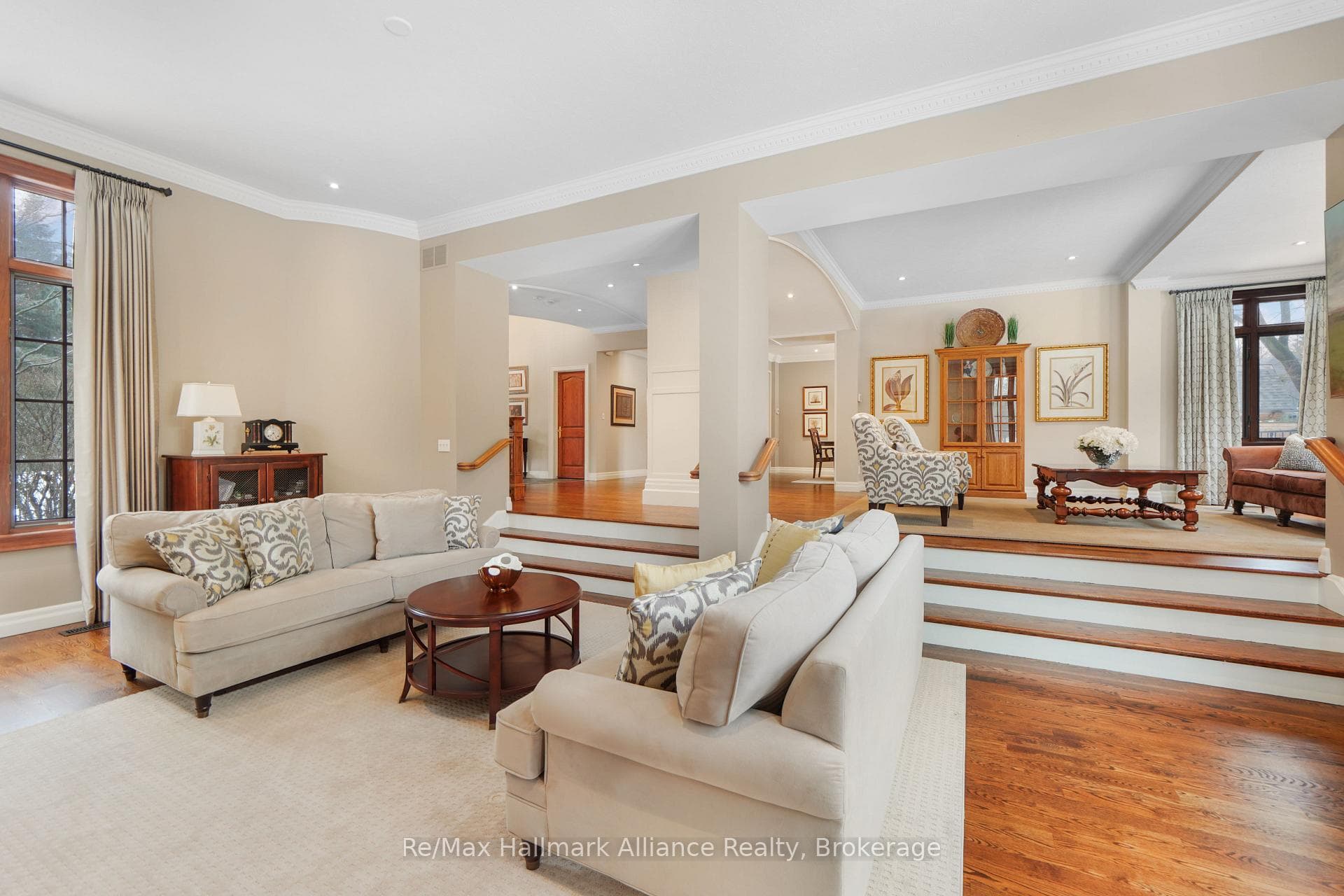 1441 Lakeshore Road photo 10