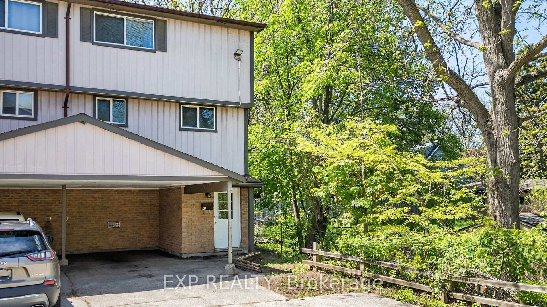25 Thaler Avenue Unit 12 photo 16
