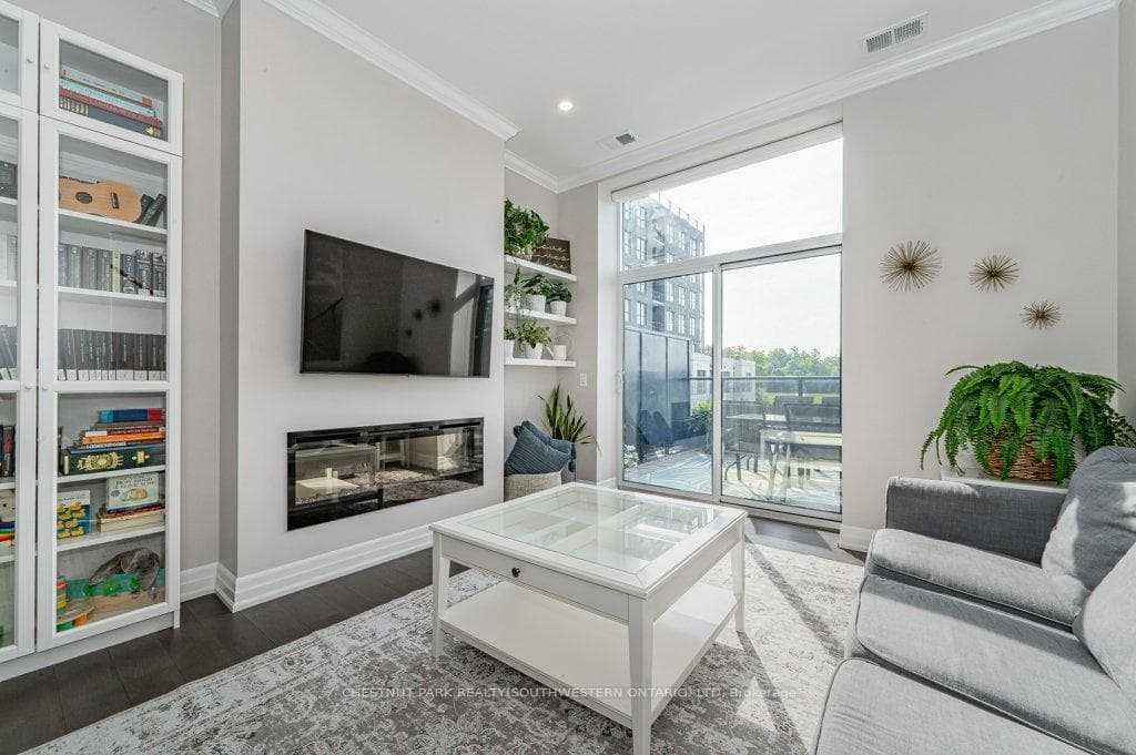 1880 Gordon Street Unit 201 photo 1