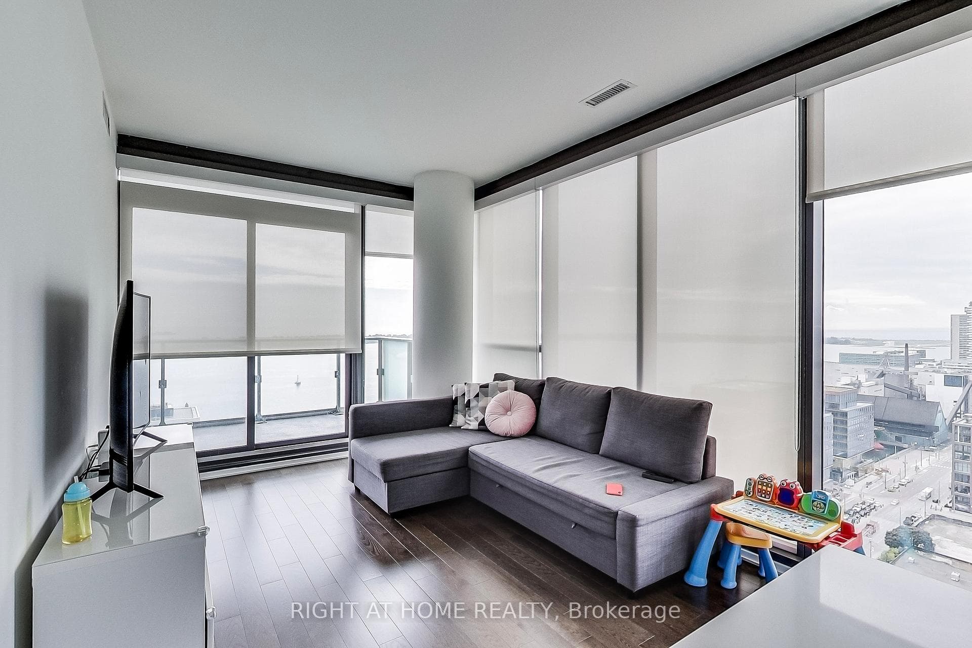 16 Bonnycastle Street Unit 2509 photo 3