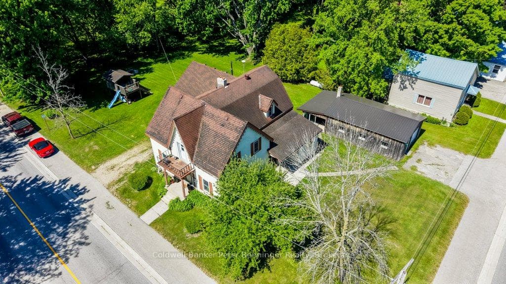 1365 Bruce Road 15 Road photo 35
