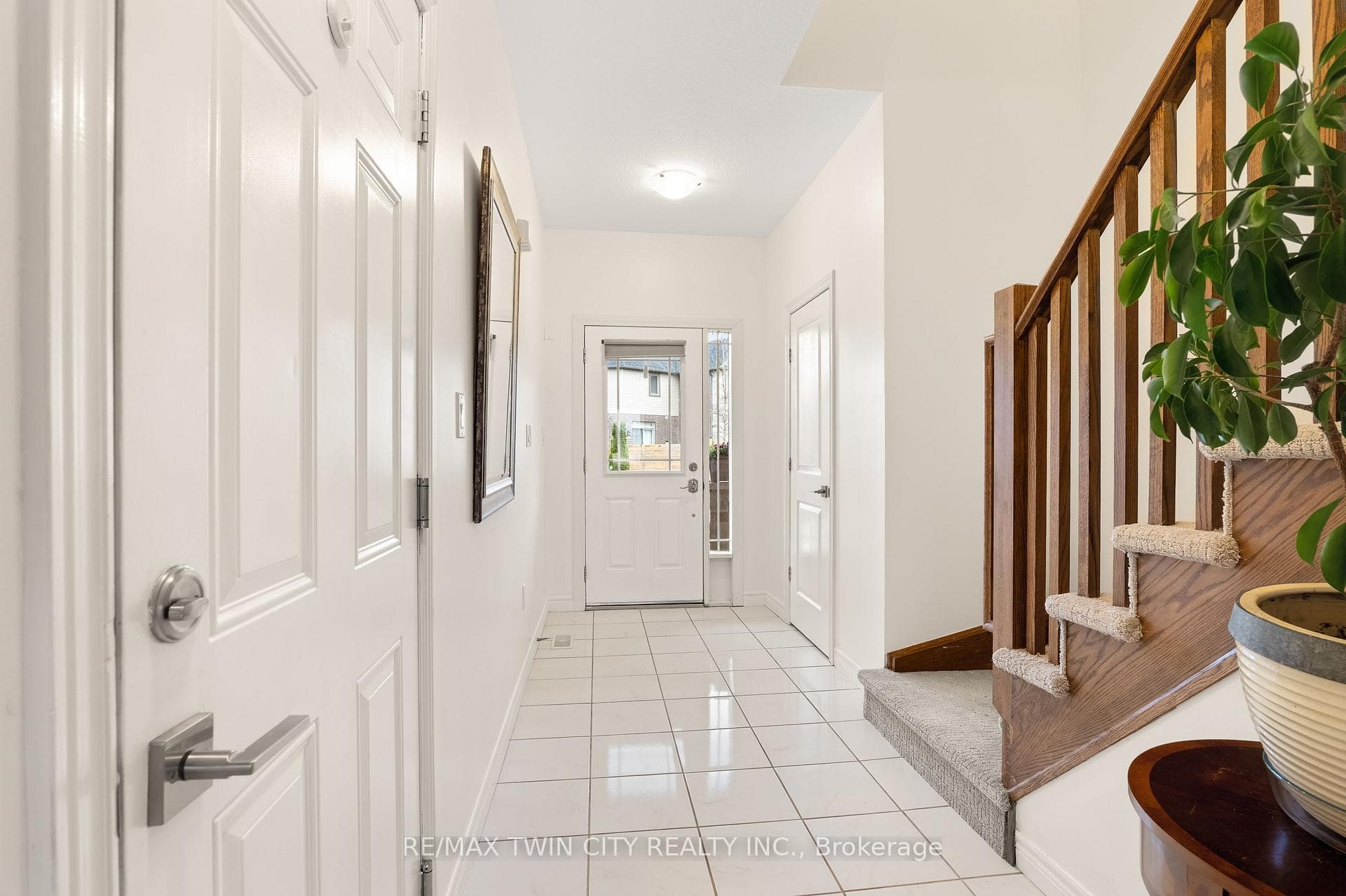50 Greenwater Street photo 5