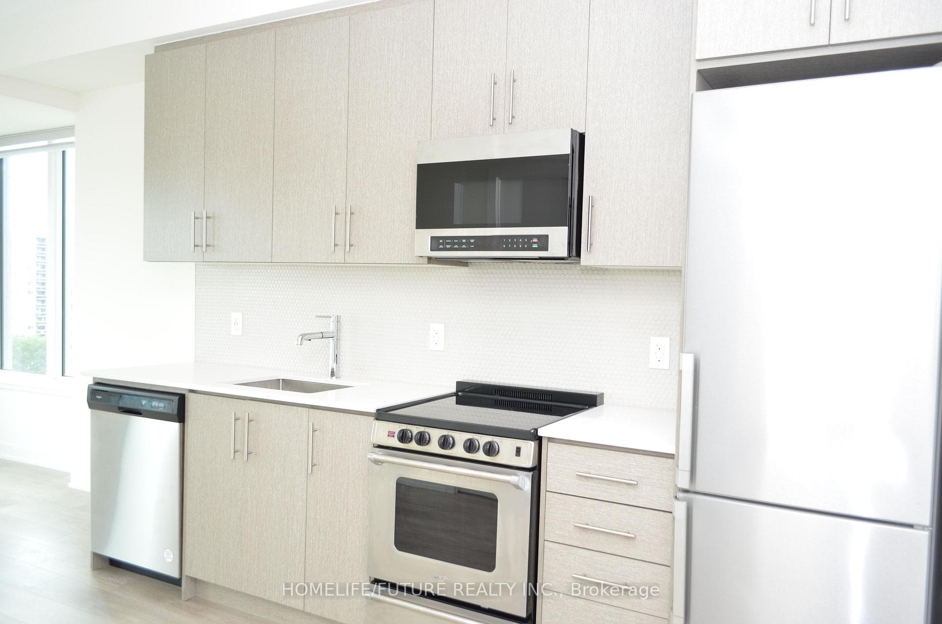 212 King William Street Unit 1120 photo 6