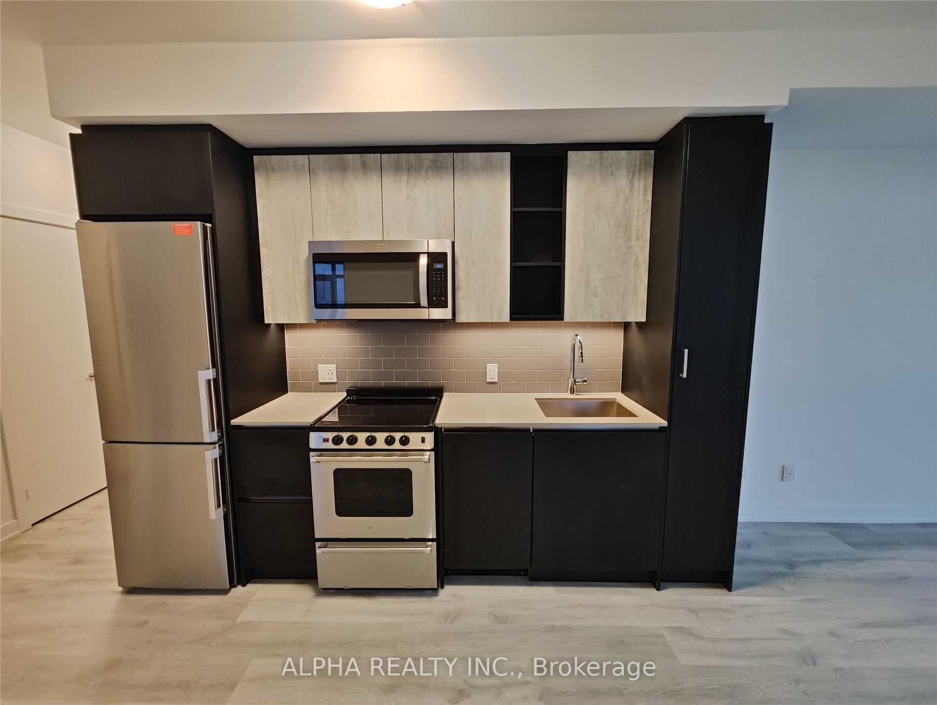 251 Manitoba Street Unit 1610 photo 18