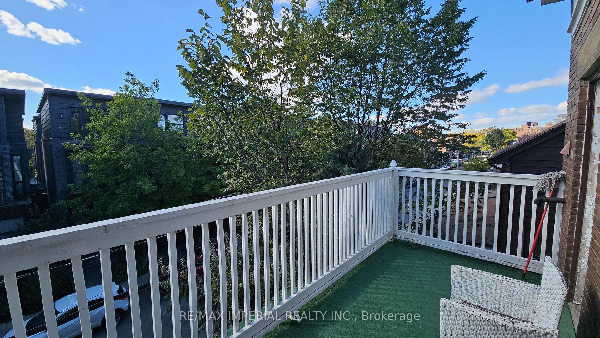 237 Manning Avenue Unit 5 photo 25