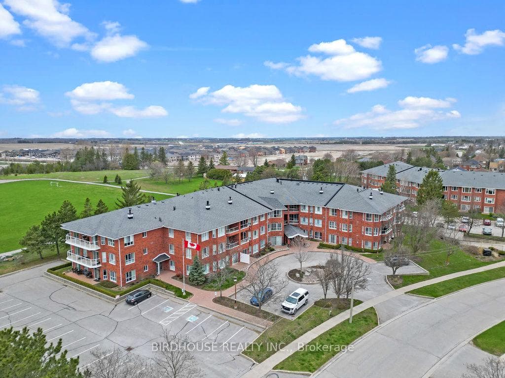 3 Heritage Way Unit 311 photo 2