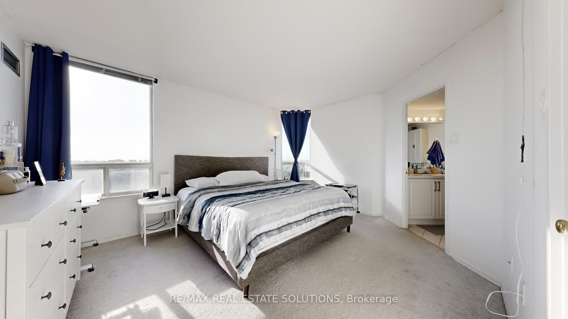 330 Alton Towers Circle Unit 1611 photo 8