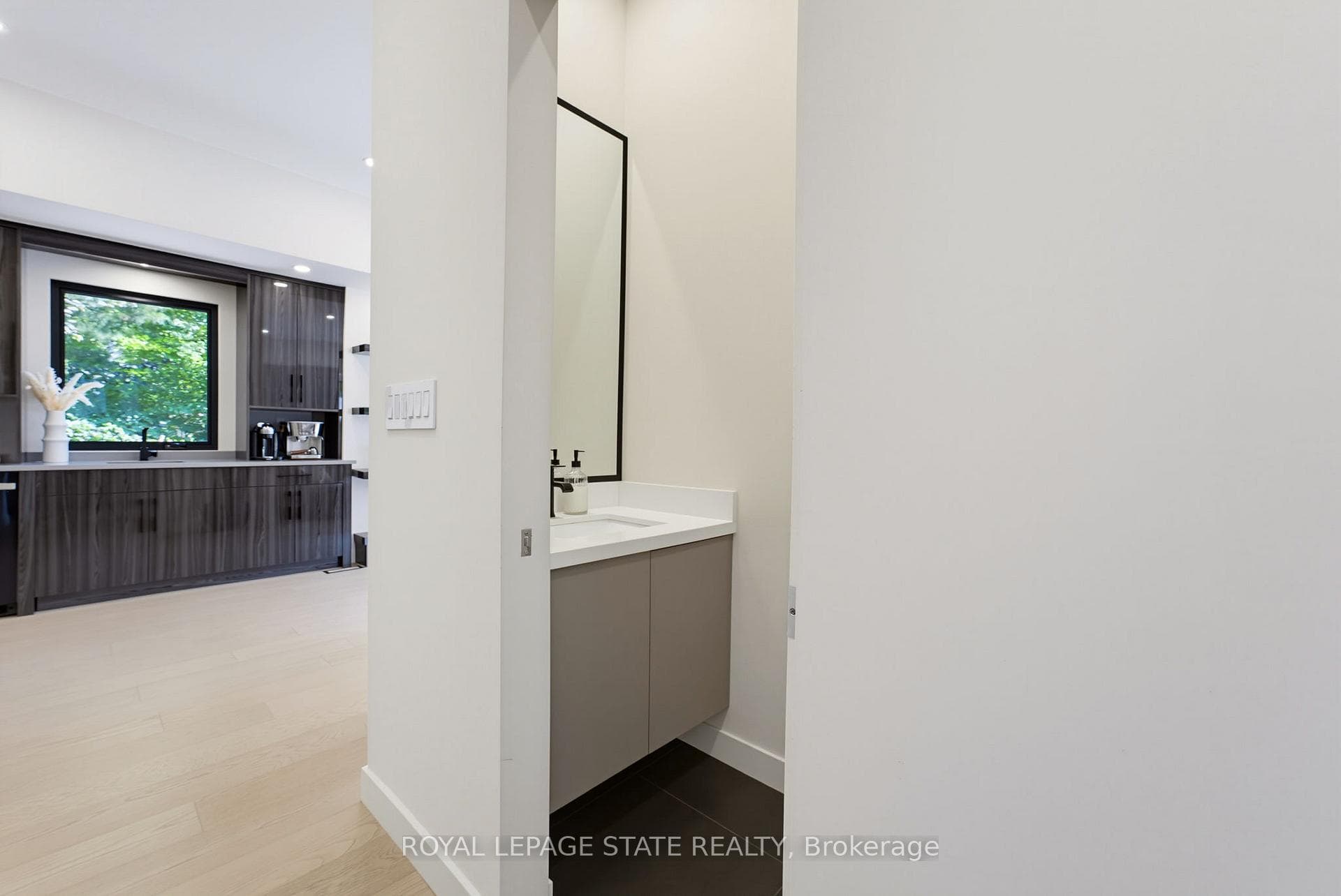 282 Robina Road photo 28