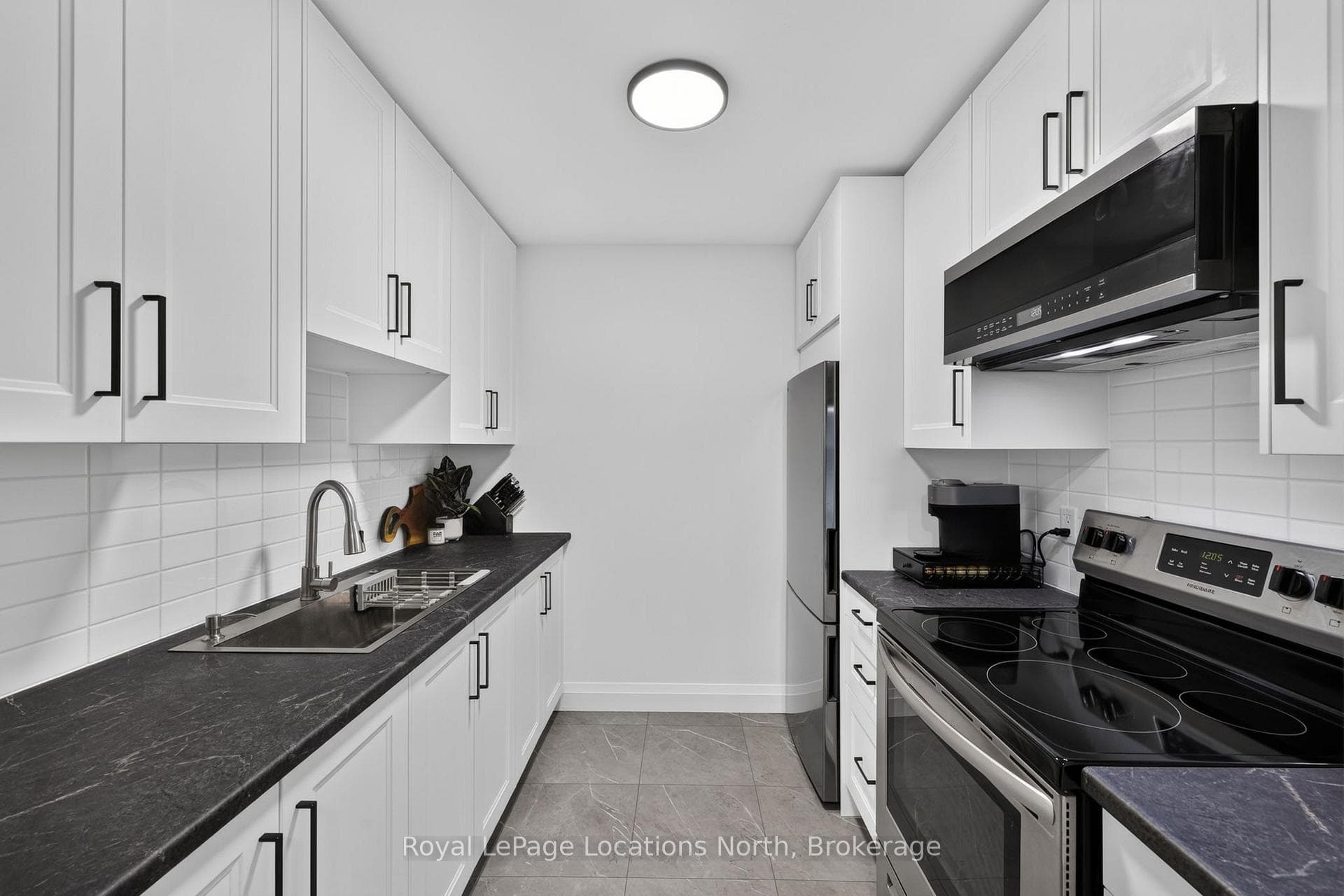 163 Edgehill Drive Unit D7 photo 13