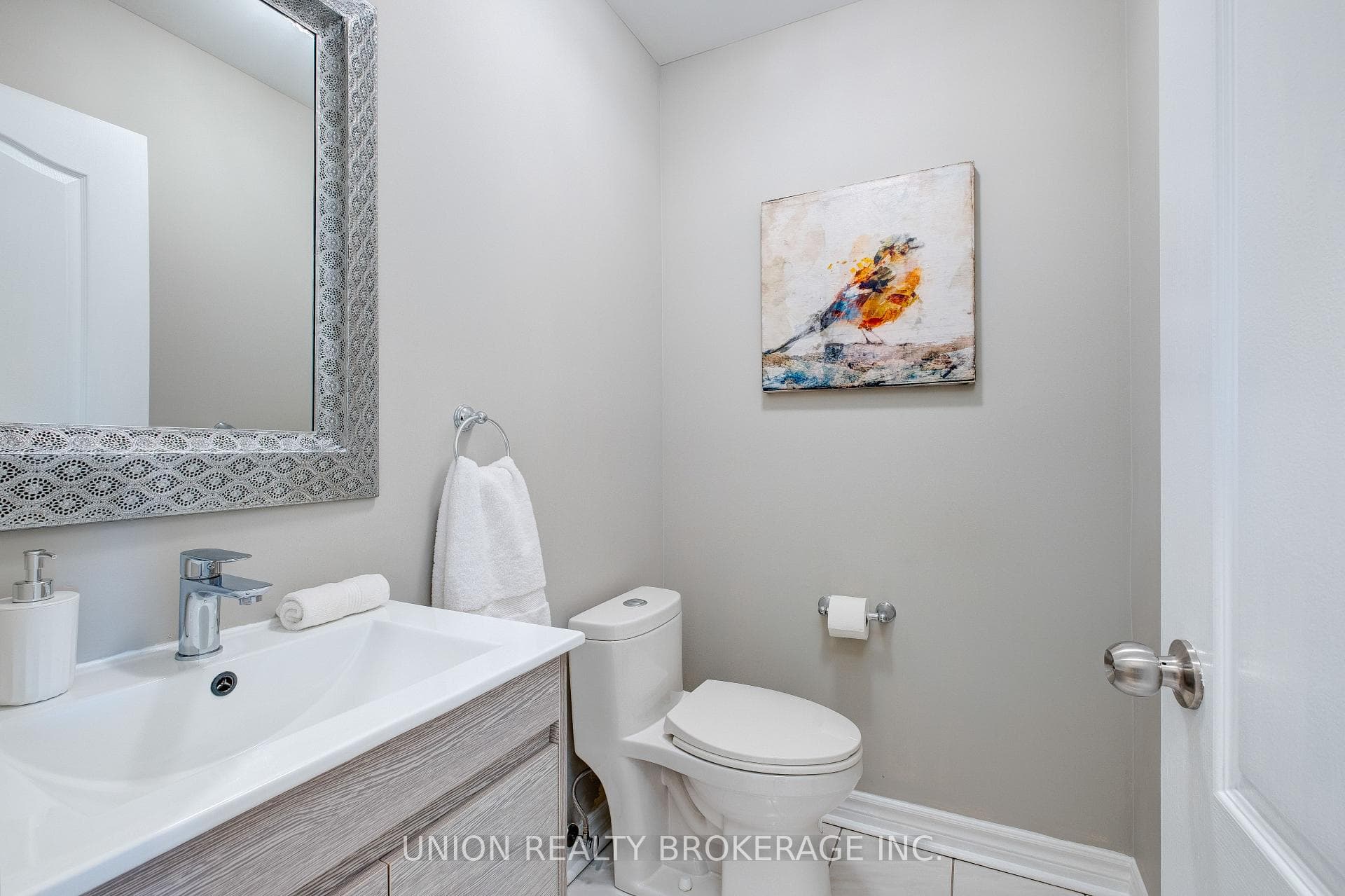 2 Mary Gapper Crescent Unit 1 photo 14