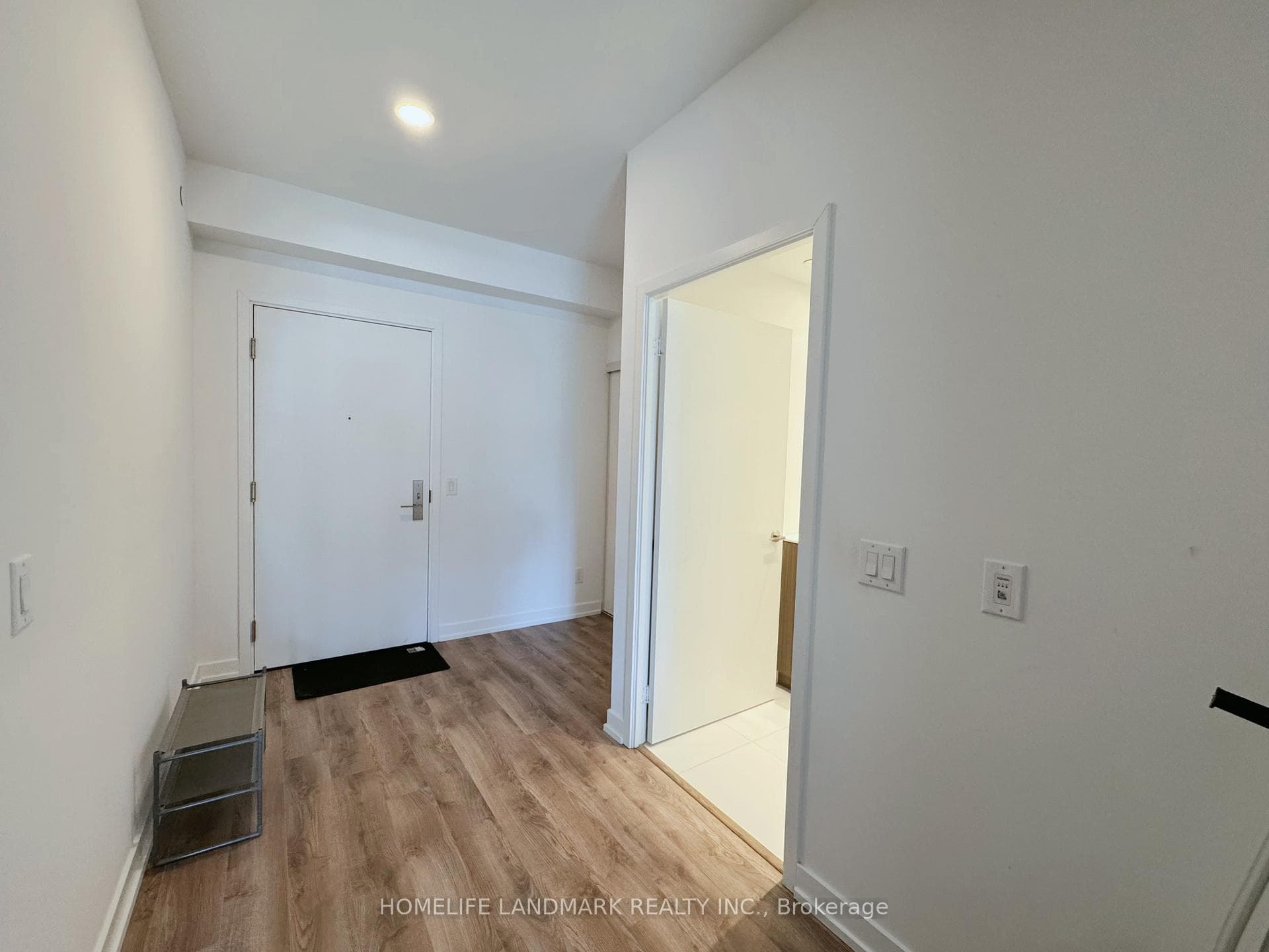 20 Edward Street Unit 1607 photo 7