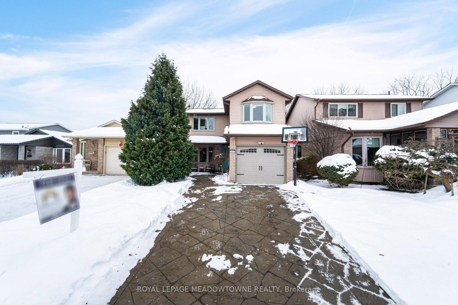 1433 Reynolds Avenue photo 1