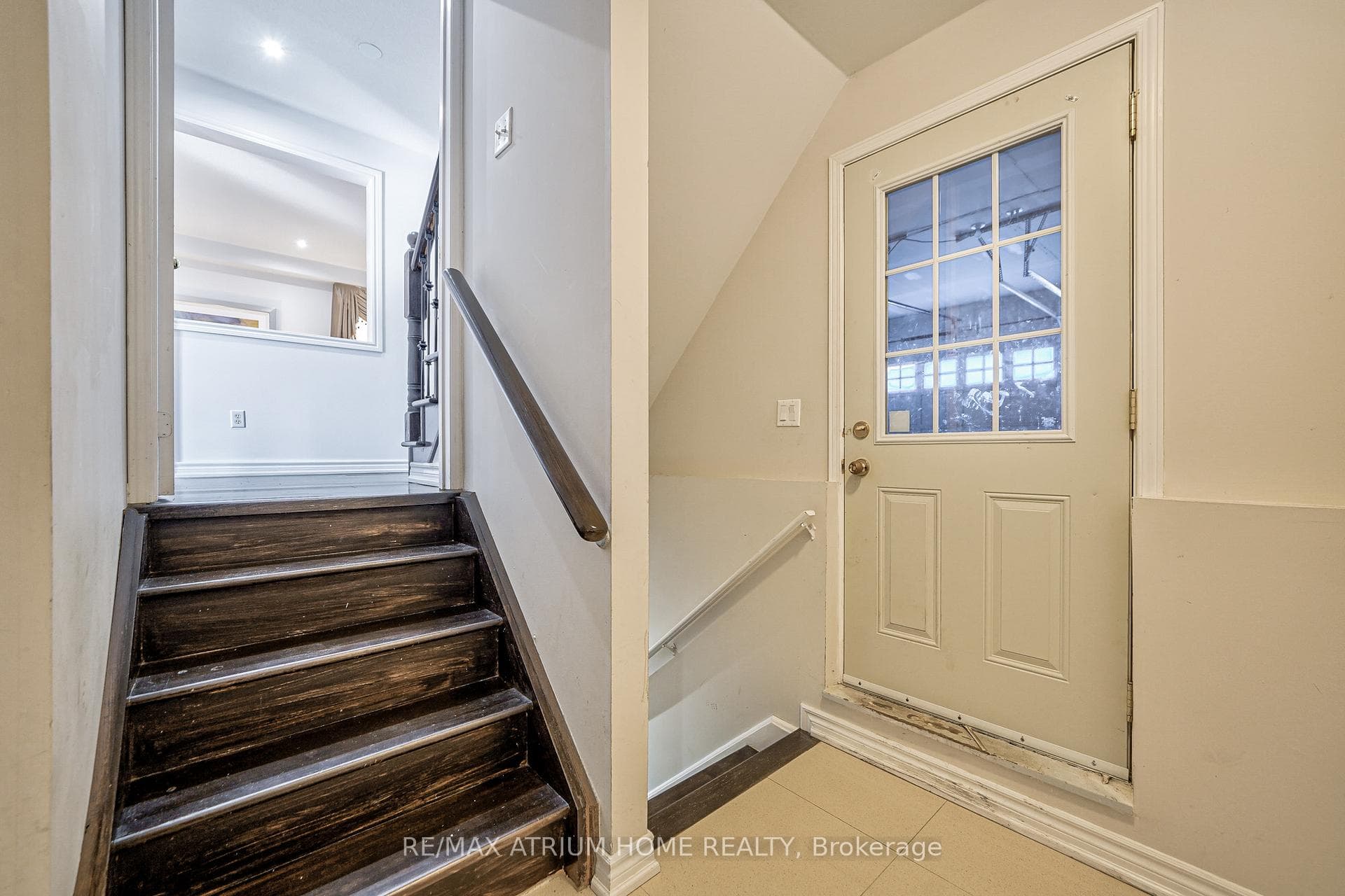 786 Hammersly Boulevard photo 30
