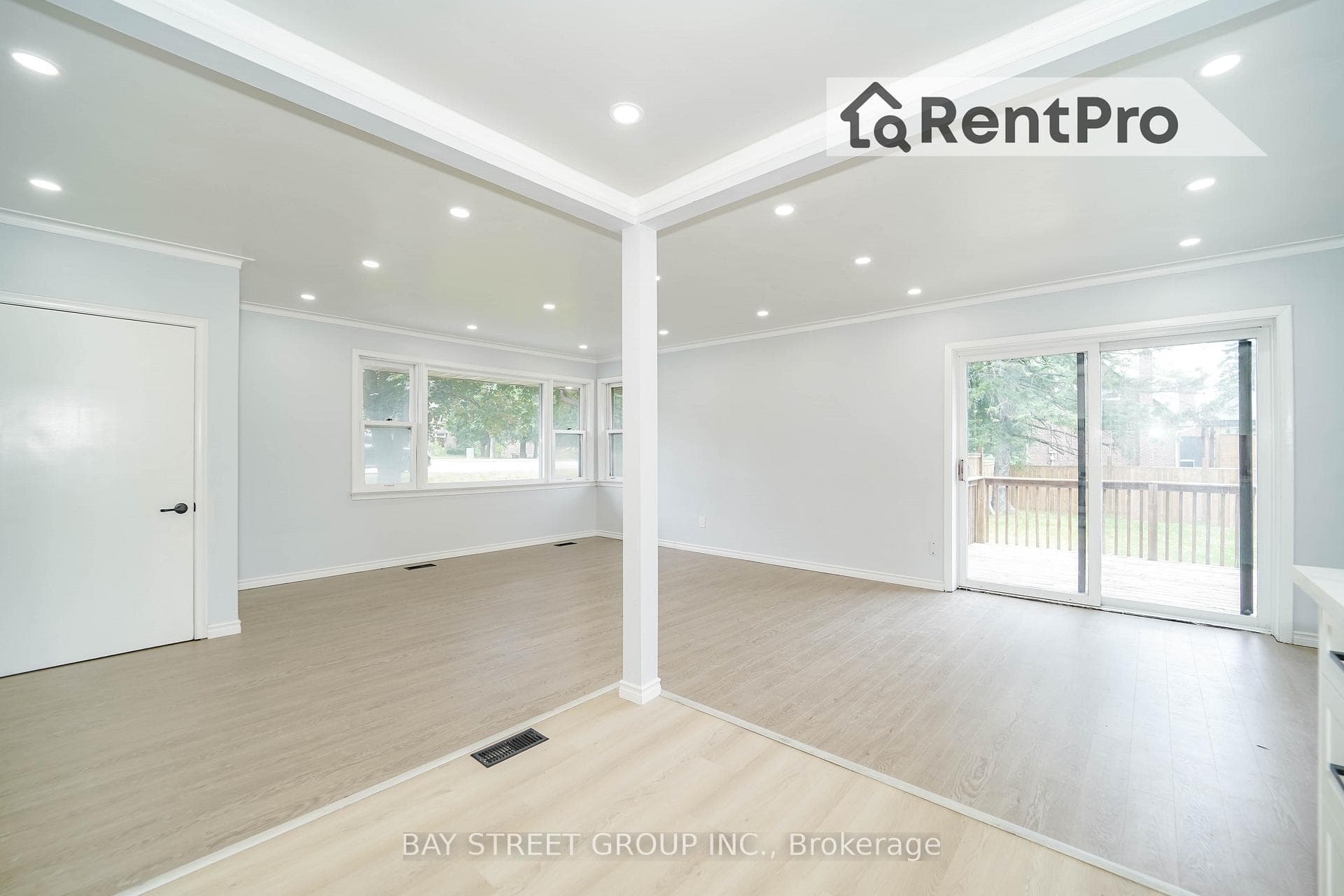 1753 Mt Albert Road photo 16