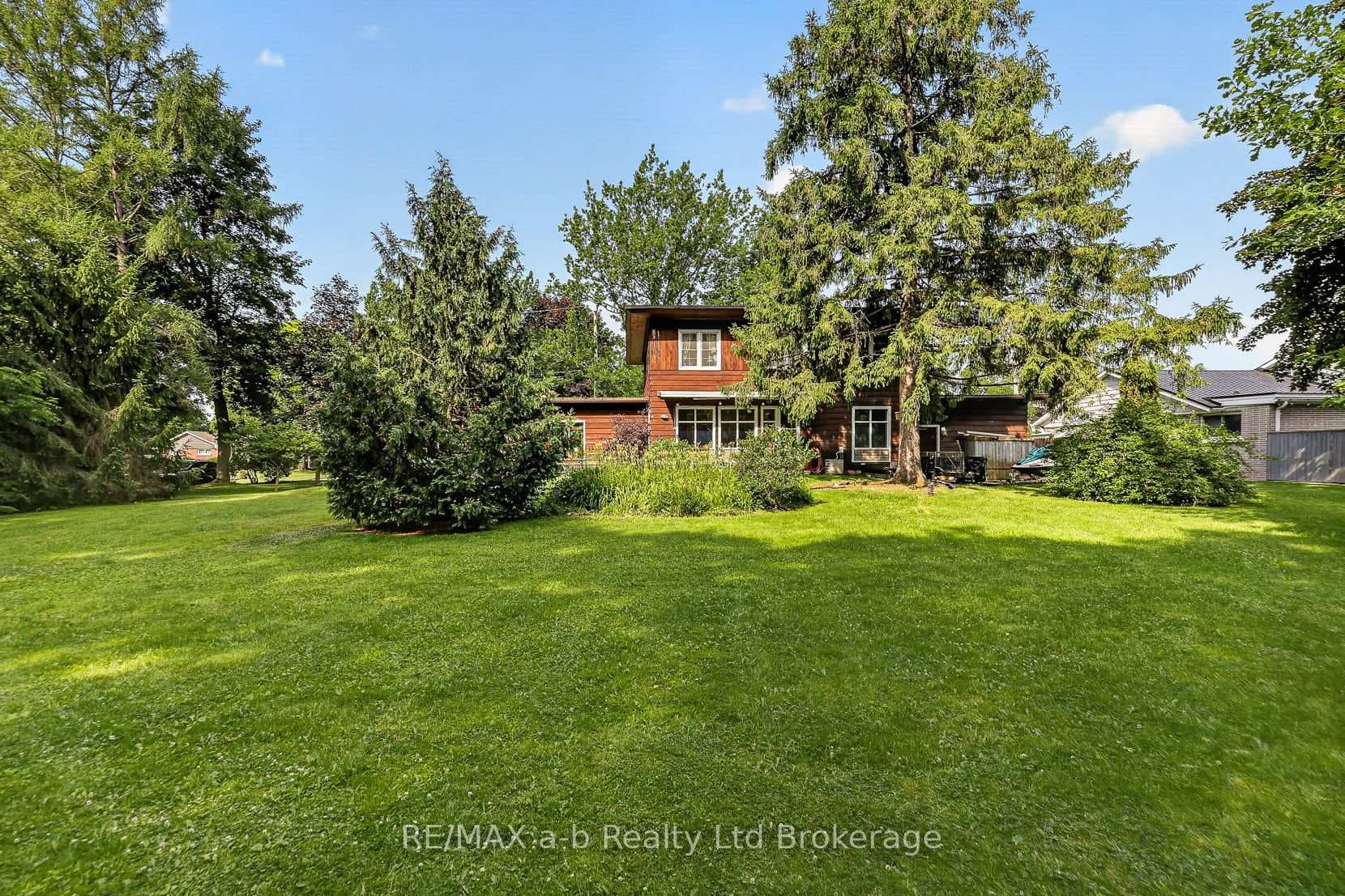 61 Parkwood Drive photo 13