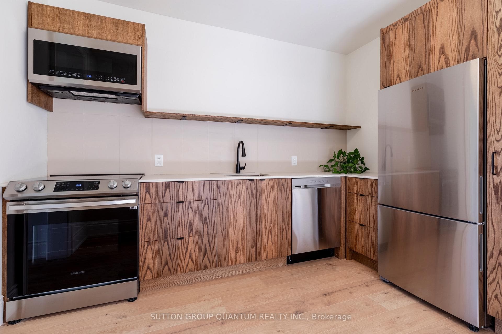 519 Elizabeth Street photo 8