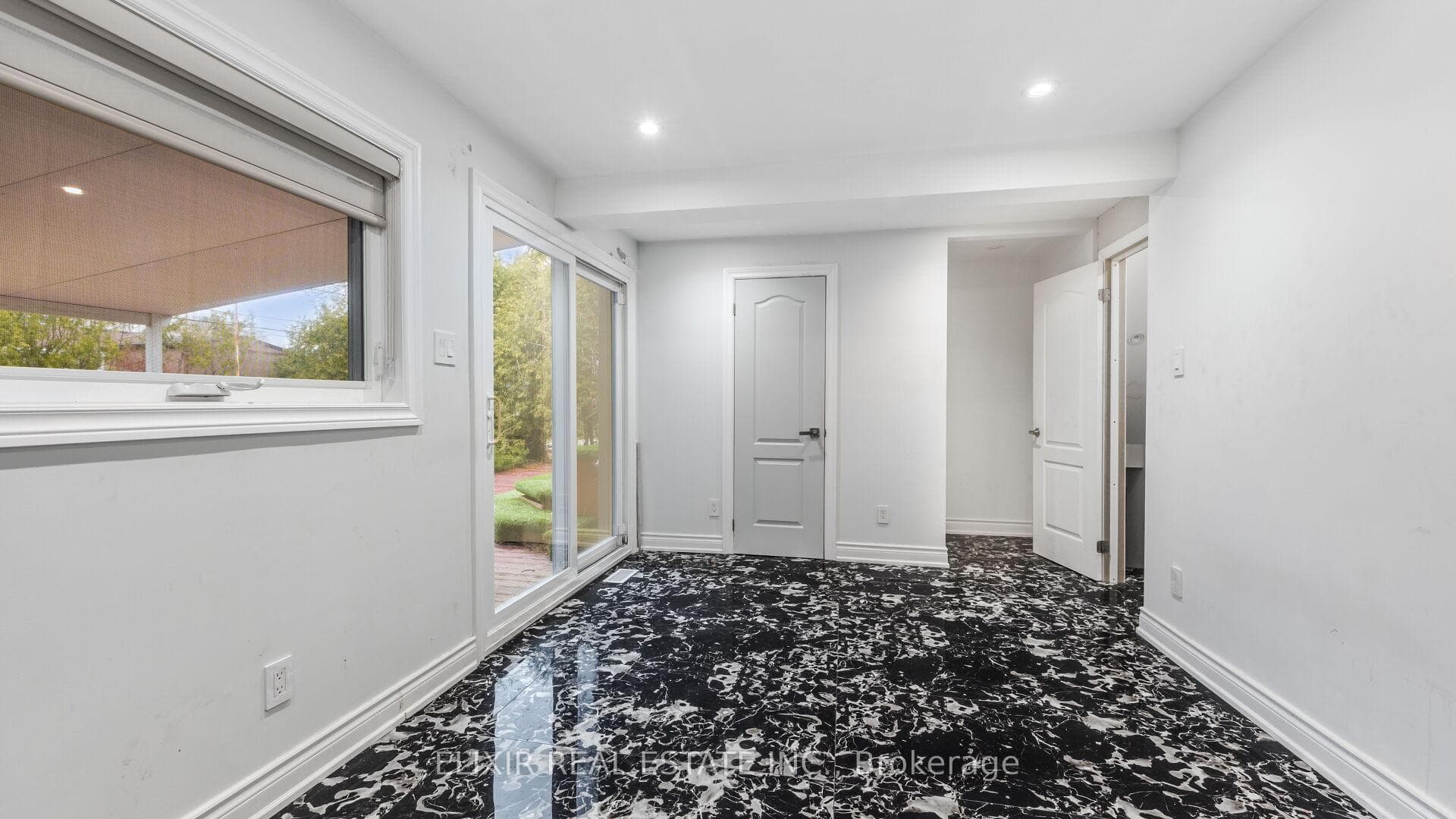 43 Bromley Crescent photo 12