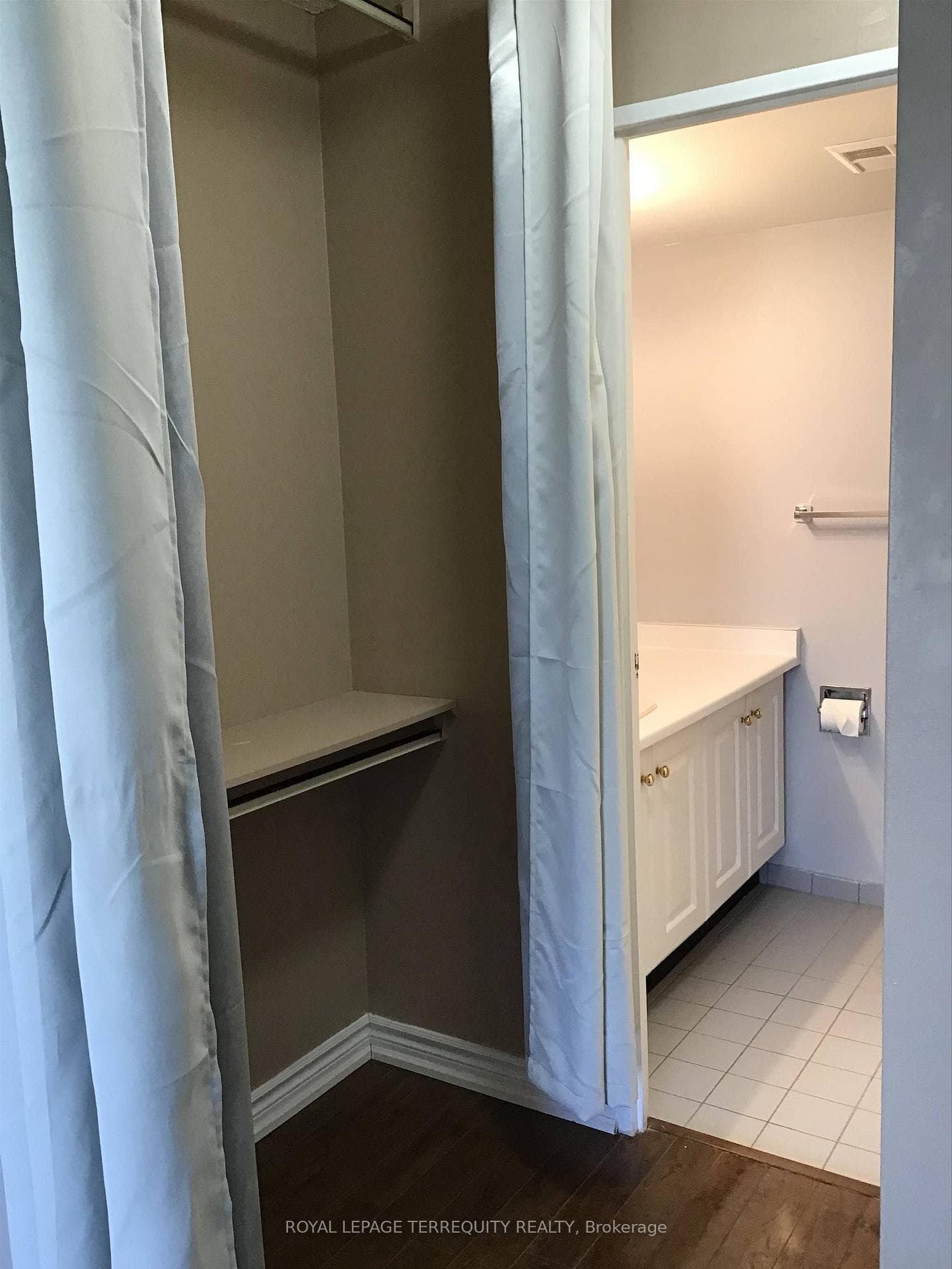 10 Markbrook Lane Unit 1410 photo 13