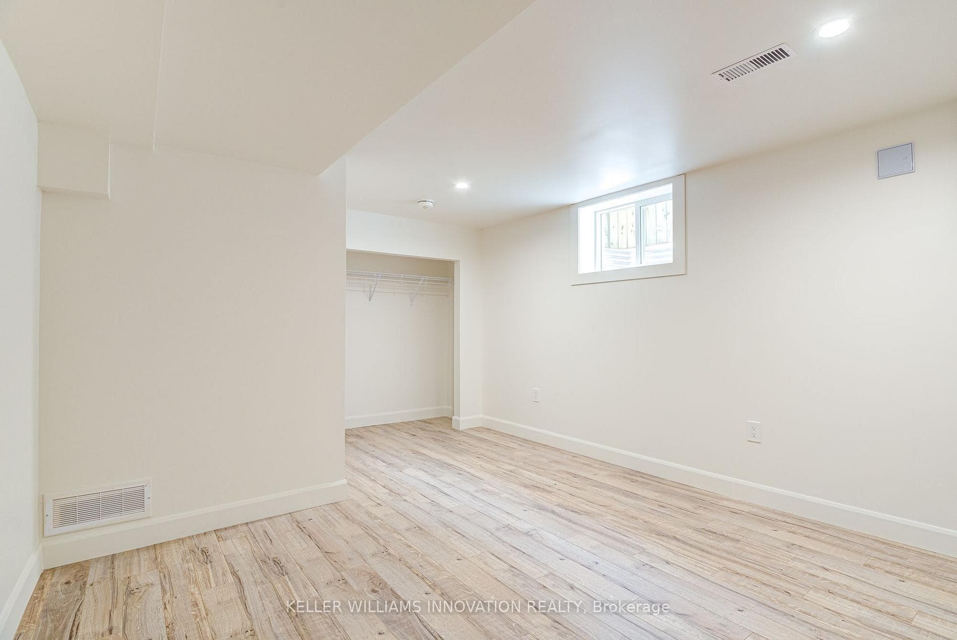 81 Culver Crescent Unit B photo 26