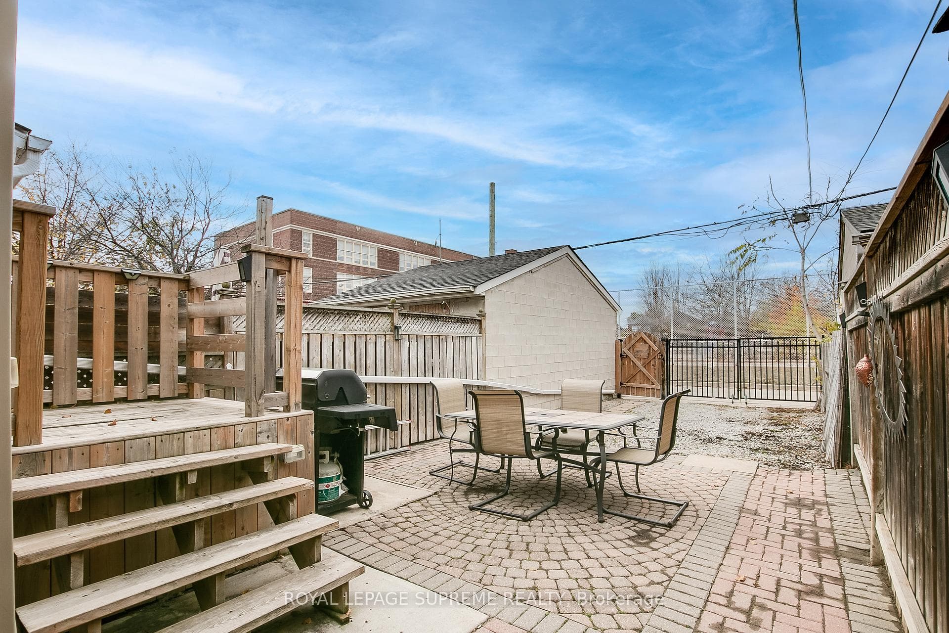 112 Rosethorn Avenue photo 31