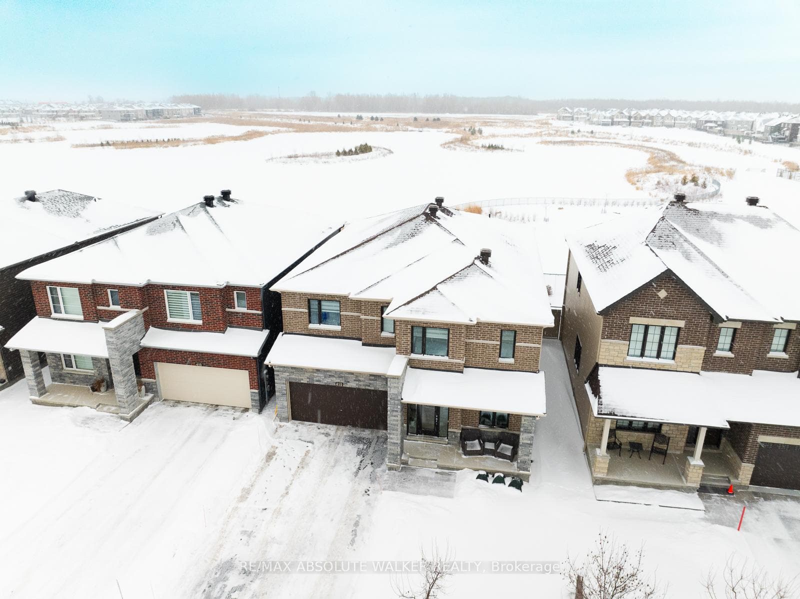 415 Hepatica Way photo 35