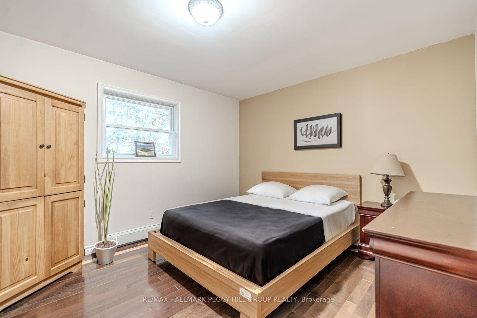 4 Clover Court photo 19