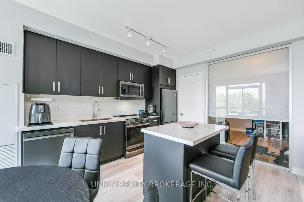 1350 Kingston Road Unit 410 photo 8