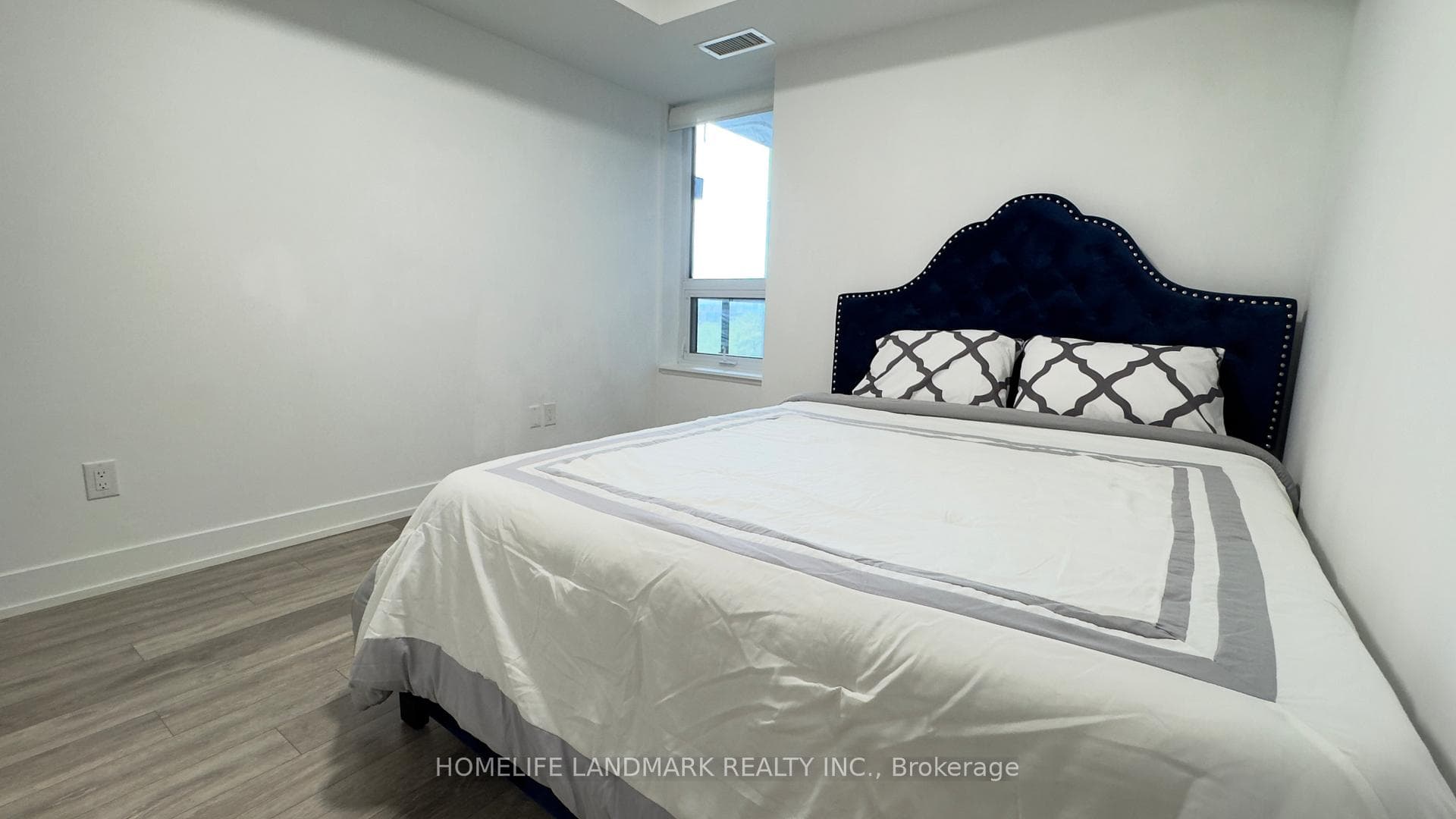 9 Clegg Road Unit 826 photo 6