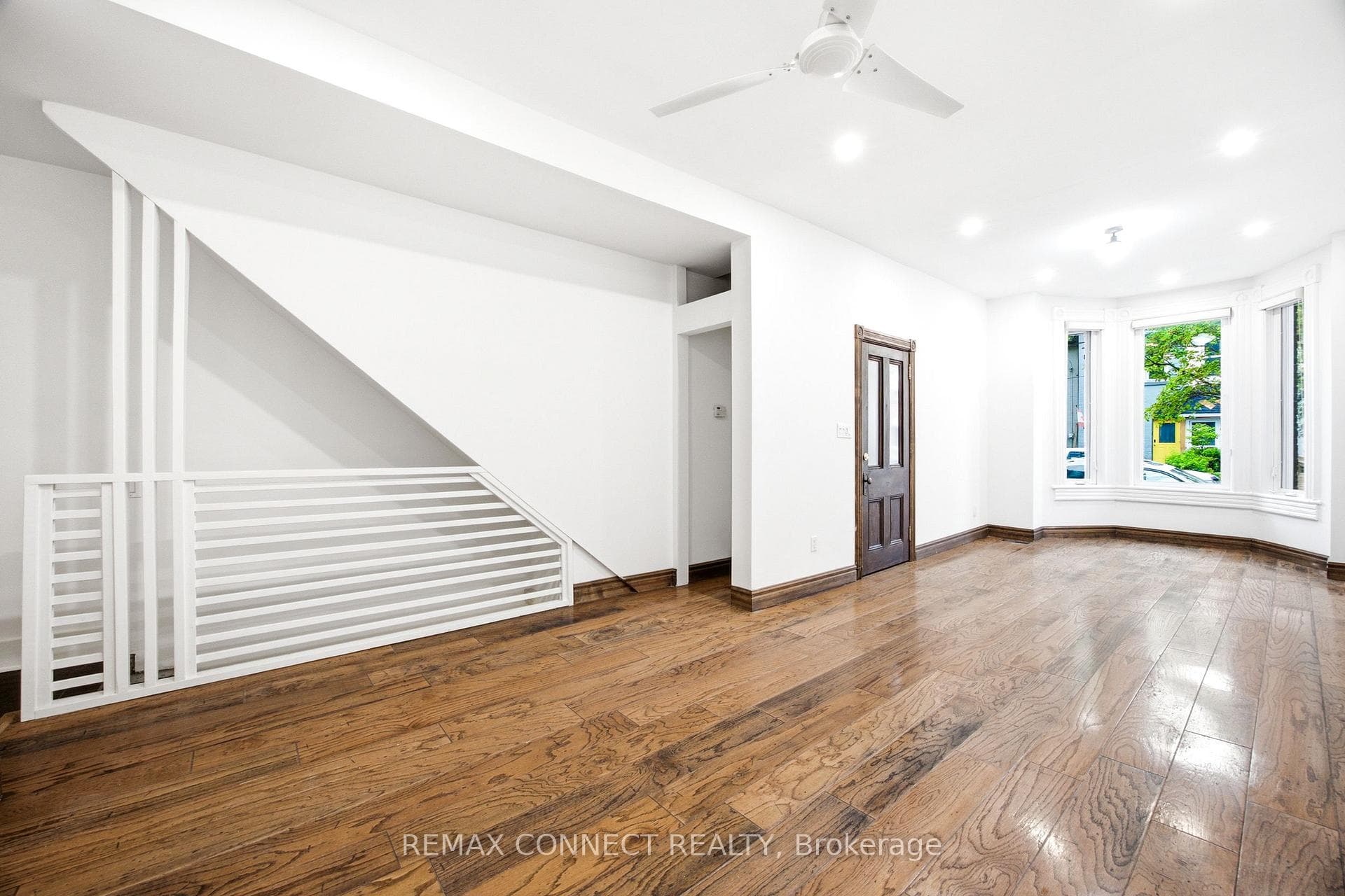 37 Noble Street photo 23