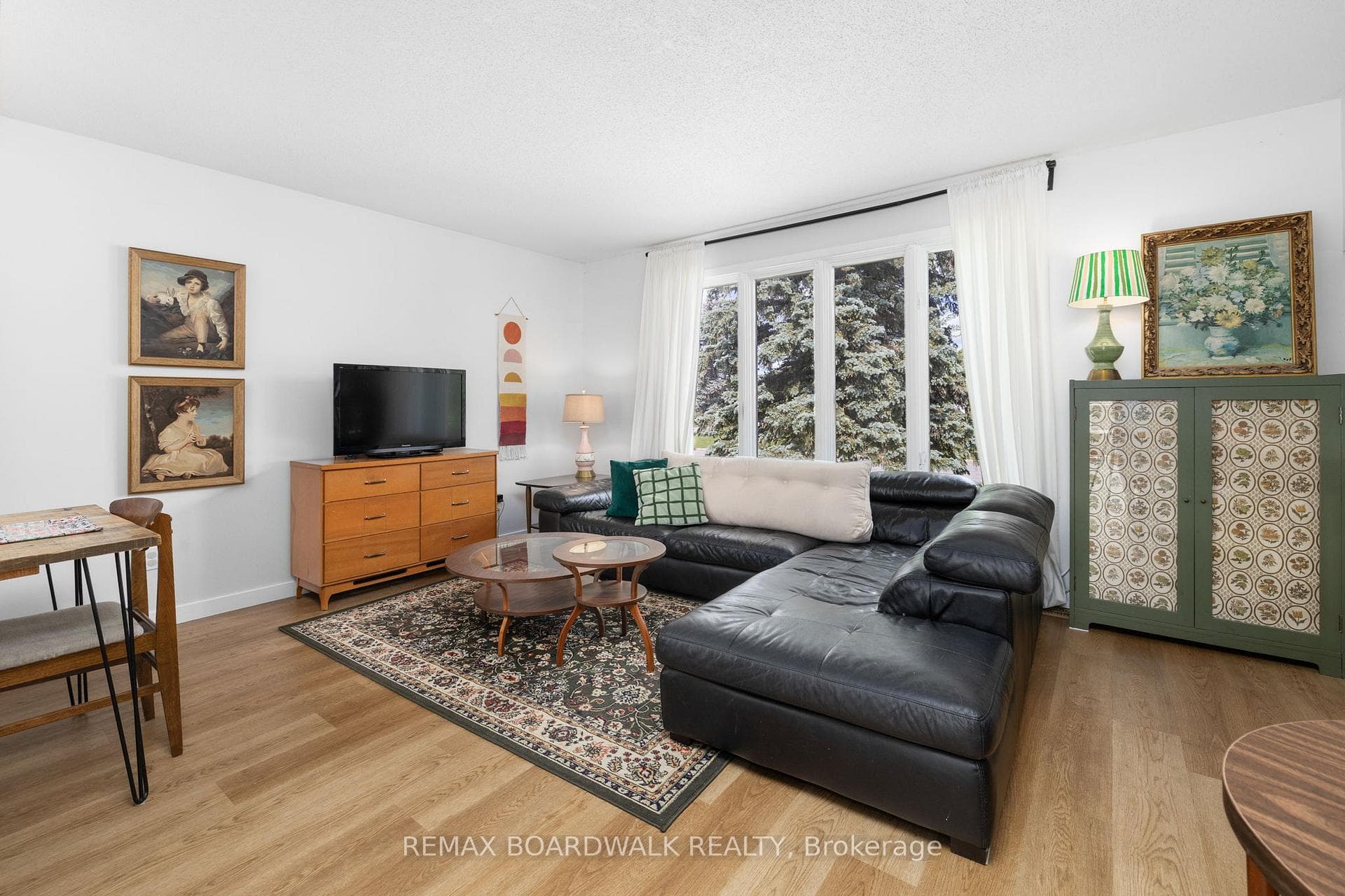 8 Jessie Drive photo 9