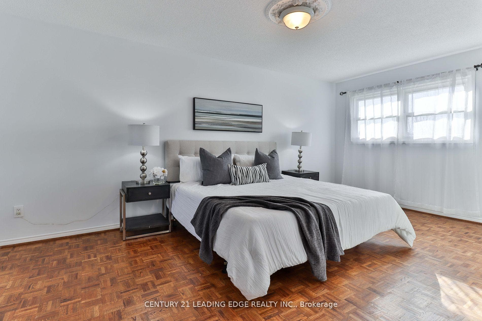 6 Keremeos Crescent photo 13